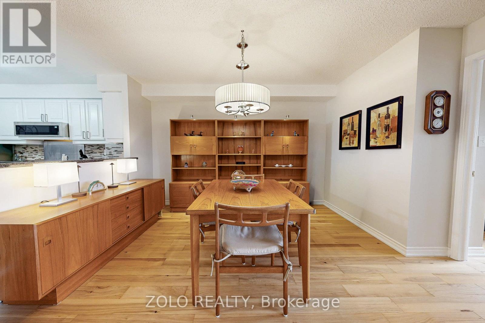 606 - 1276 Maple Crossing Boulevard, Burlington, Ontario L7S 2J9 - Photo 12 - W12599896