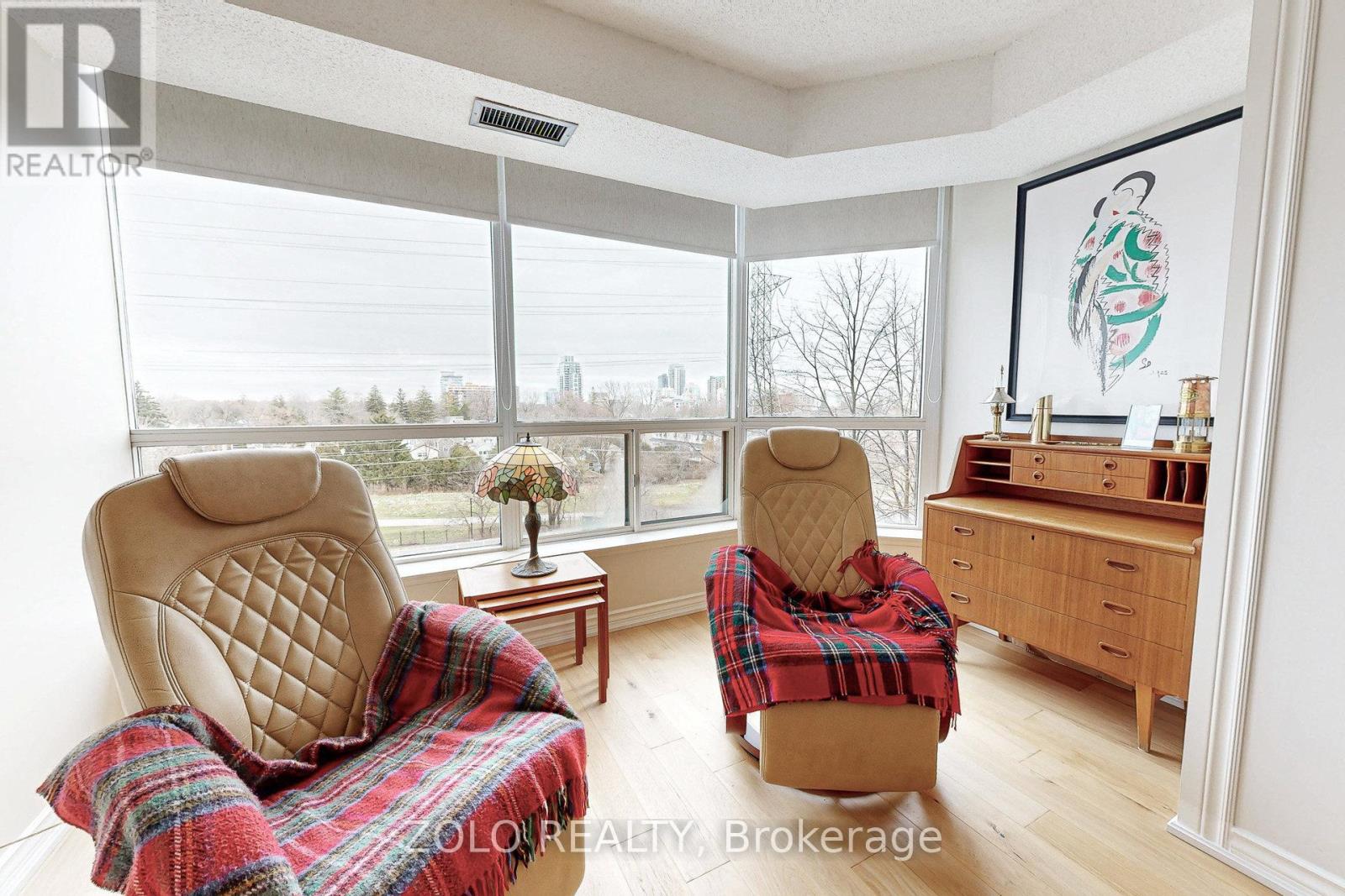 606 - 1276 Maple Crossing Boulevard, Burlington, Ontario L7S 2J9 - Photo 19 - W12599896