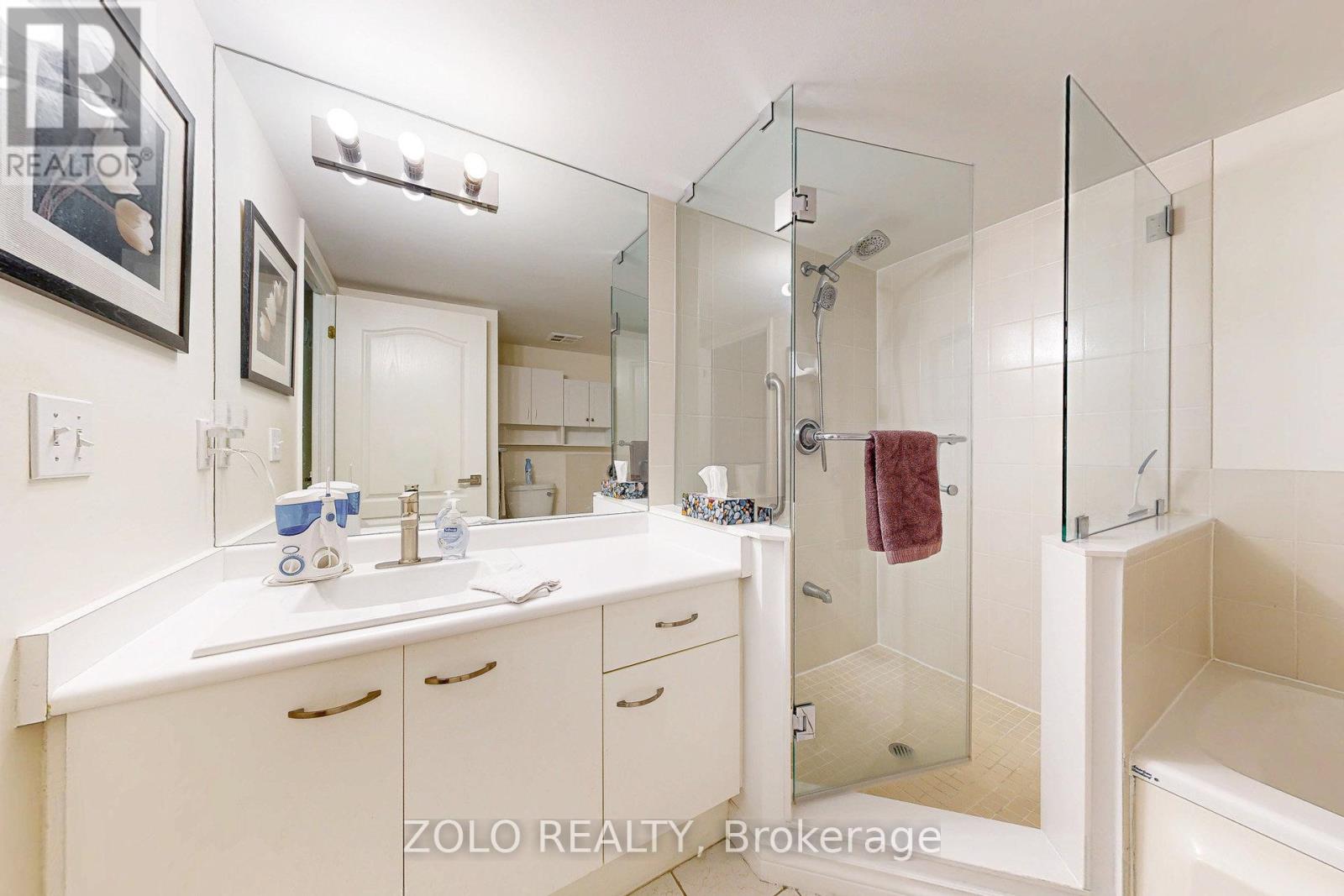 606 - 1276 Maple Crossing Boulevard, Burlington, Ontario L7S 2J9 - Photo 30 - W12599896