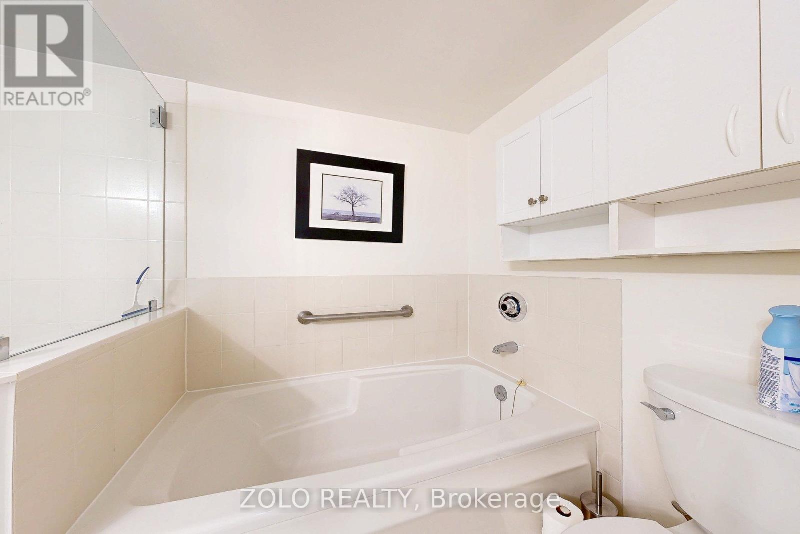 606 - 1276 Maple Crossing Boulevard, Burlington, Ontario L7S 2J9 - Photo 31 - W12599896