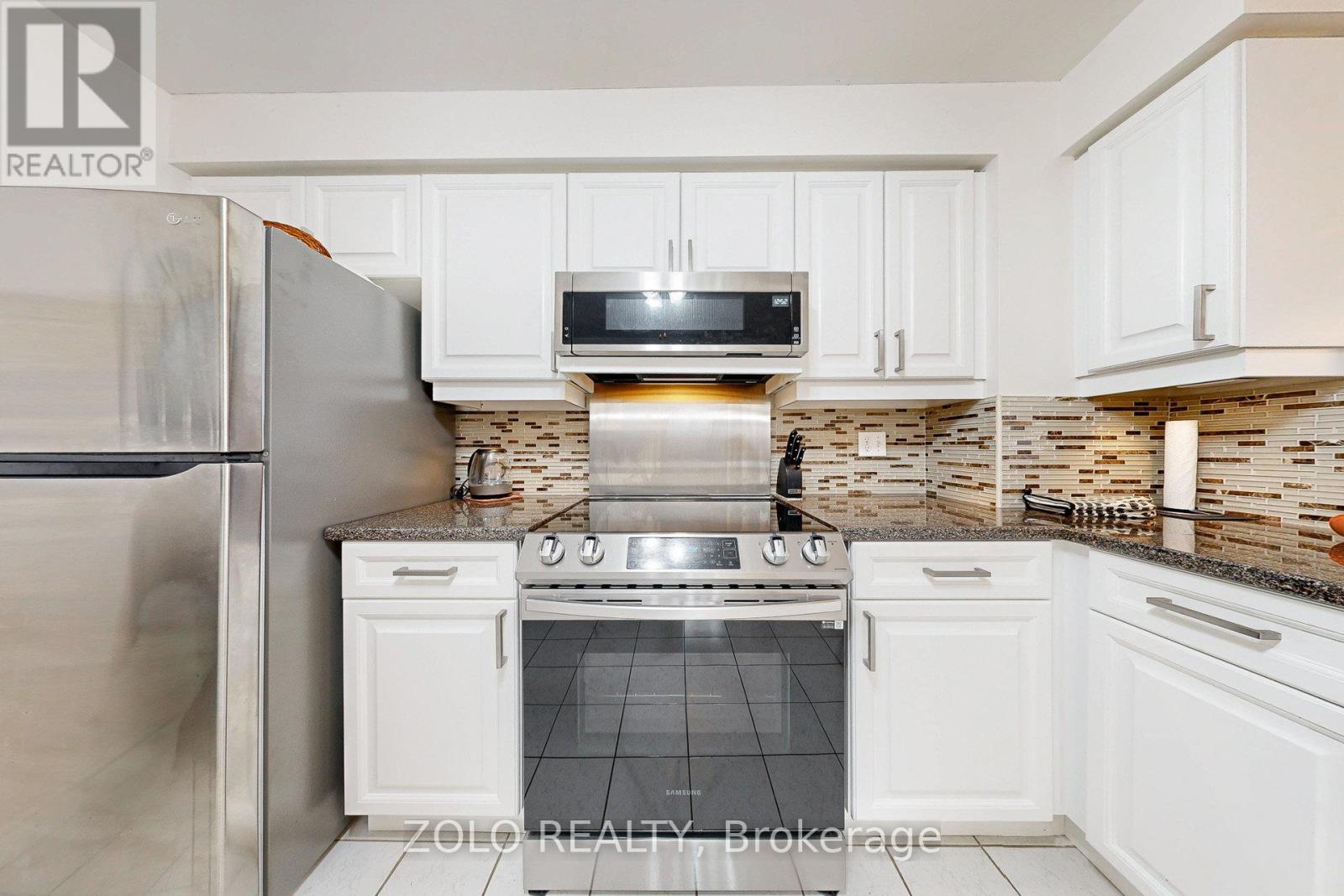 606 - 1276 Maple Crossing Boulevard, Burlington, Ontario L7S 2J9 - Photo 8 - W12599896