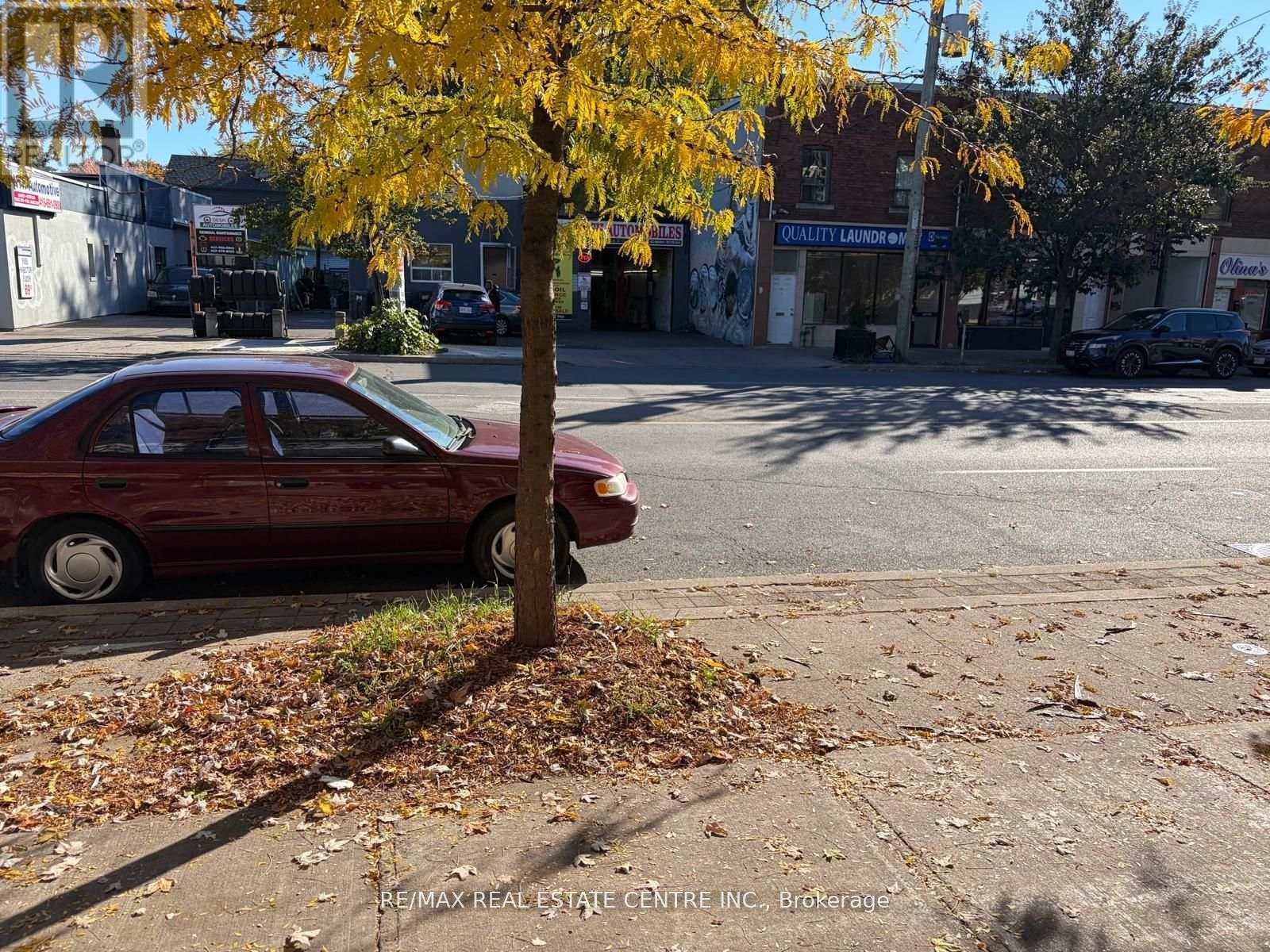 Restaurant - 3280 Danforth Avenue, Toronto, Ontario M1L 1C3 - Photo 3 - E12599364