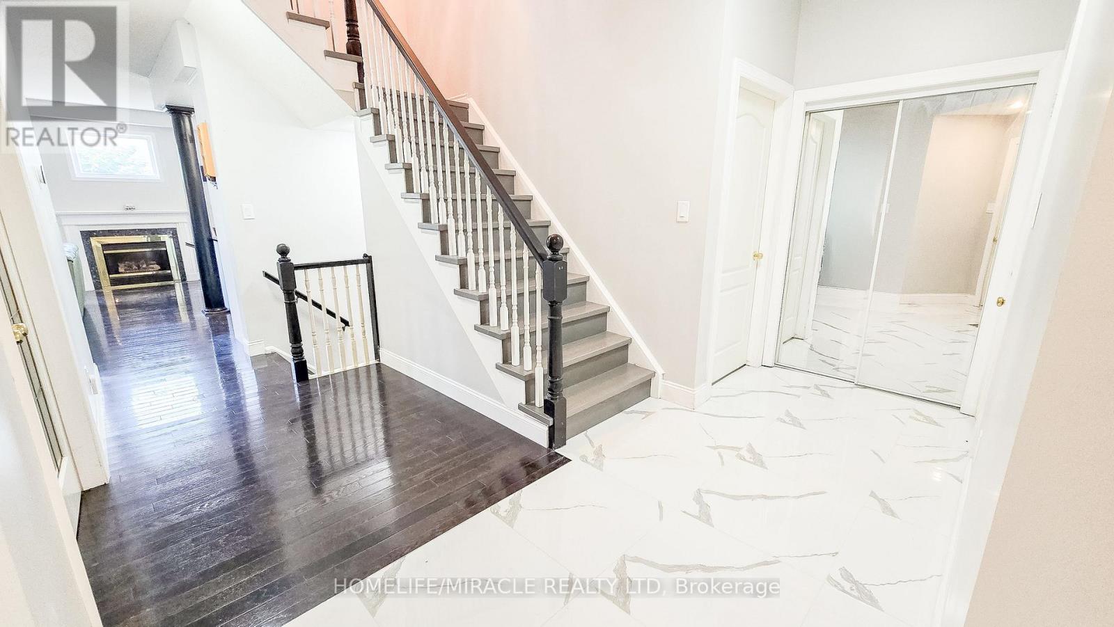 22 Rockwood Road, Kitchener, Ontario N2E 3S5 - Photo 4 - X12599882