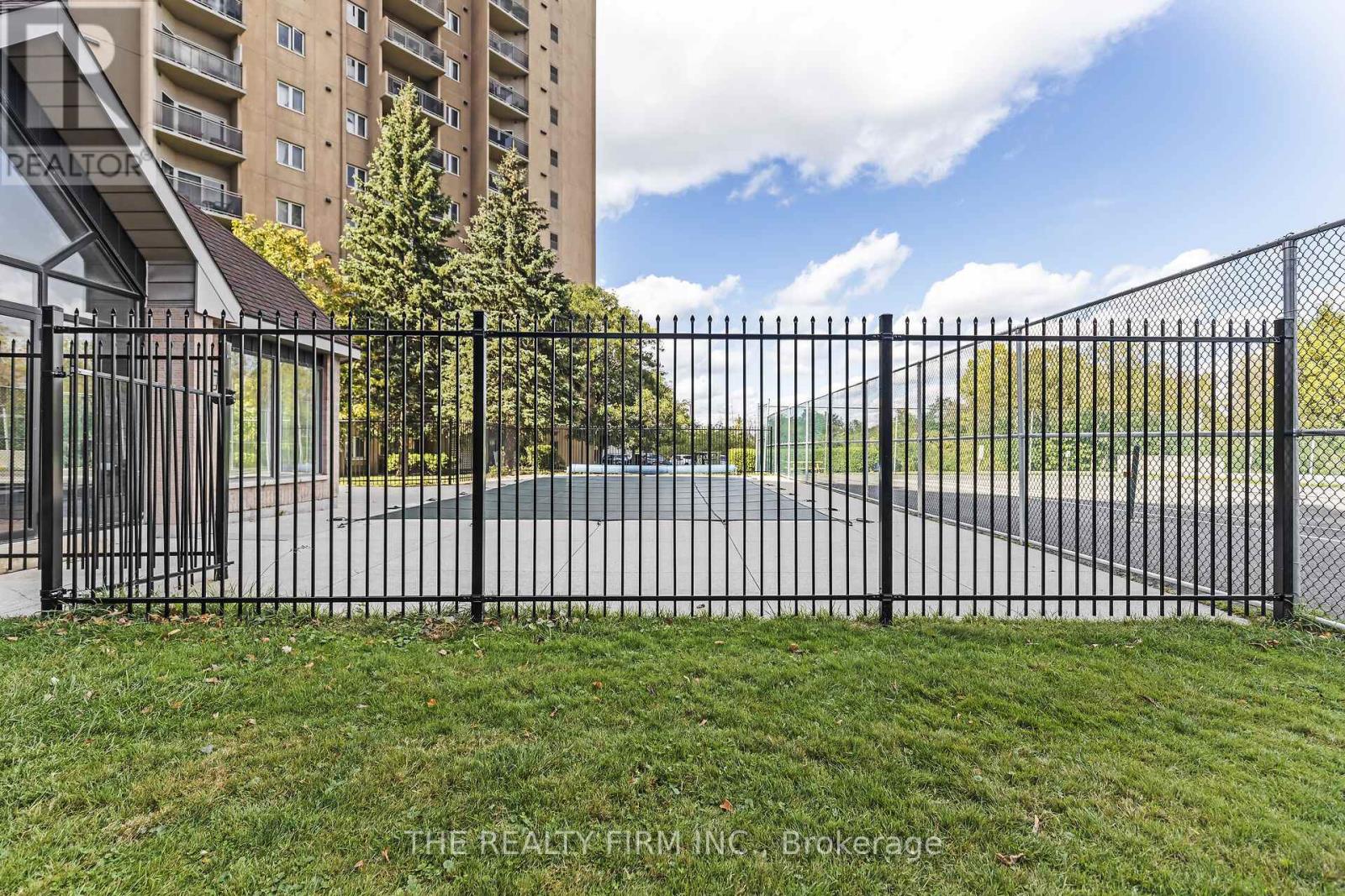 504 - 858 Commissioners Road E, London South, Ontario  N6C 5Y5 - Photo 34 - X12599954