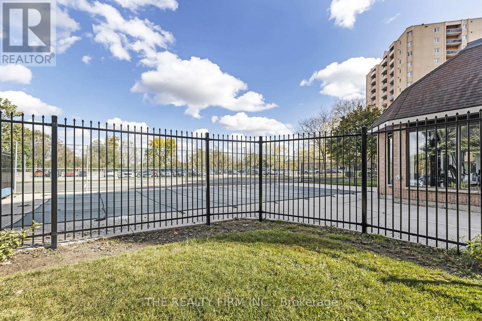 504 - 858 Commissioners Road E, London South, Ontario  N6C 5Y5 - Photo 35 - X12599954