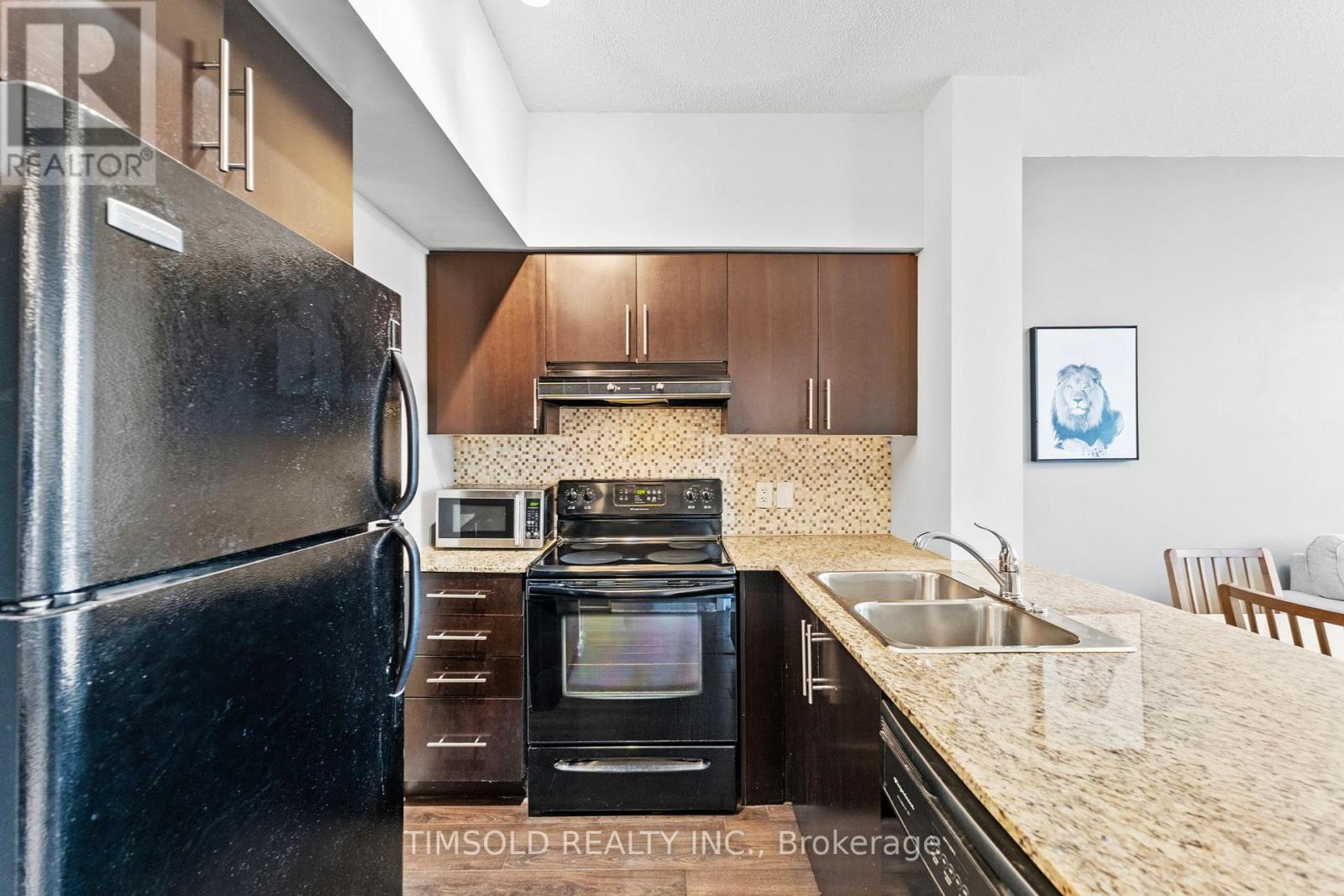 102 - 120 Dallimore Circle, Toronto, Ontario  M3C 4J1 - Photo 3 - C12419826