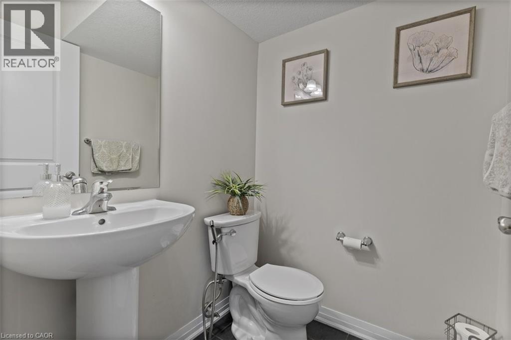 1989 Ottawa Street S Unit# 21d, Kitchener, Ontario  N2E 0G7 - Photo 14 - 40792268