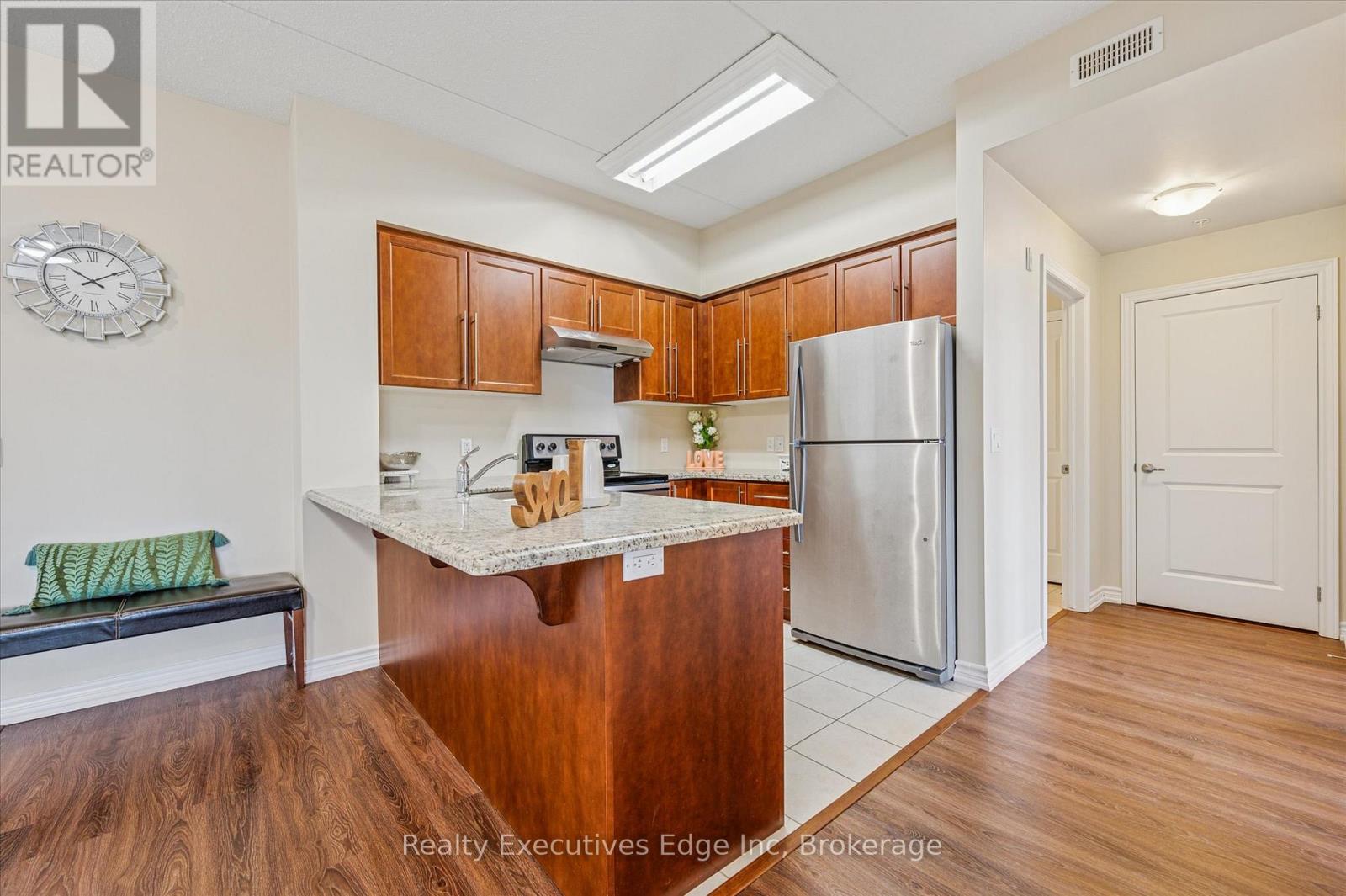 323 - 1077 Gordon Street, Guelph, Ontario  N1G 0E3 - Photo 14 - X12599966