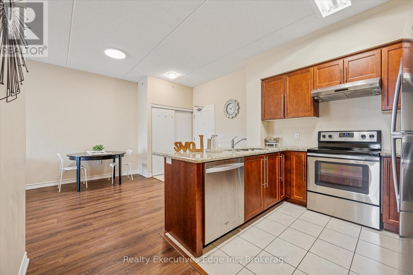 323 - 1077 Gordon Street, Guelph, Ontario  N1G 0E3 - Photo 15 - X12599966