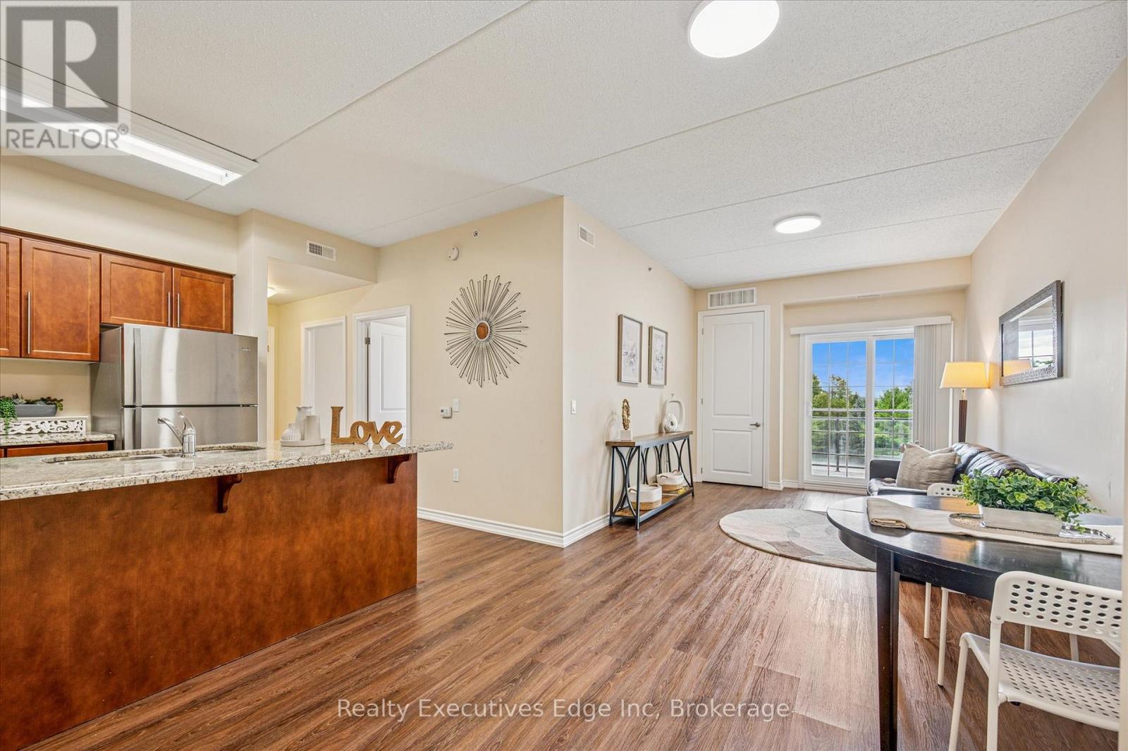 323 - 1077 Gordon Street, Guelph, Ontario  N1G 0E3 - Photo 7 - X12599966