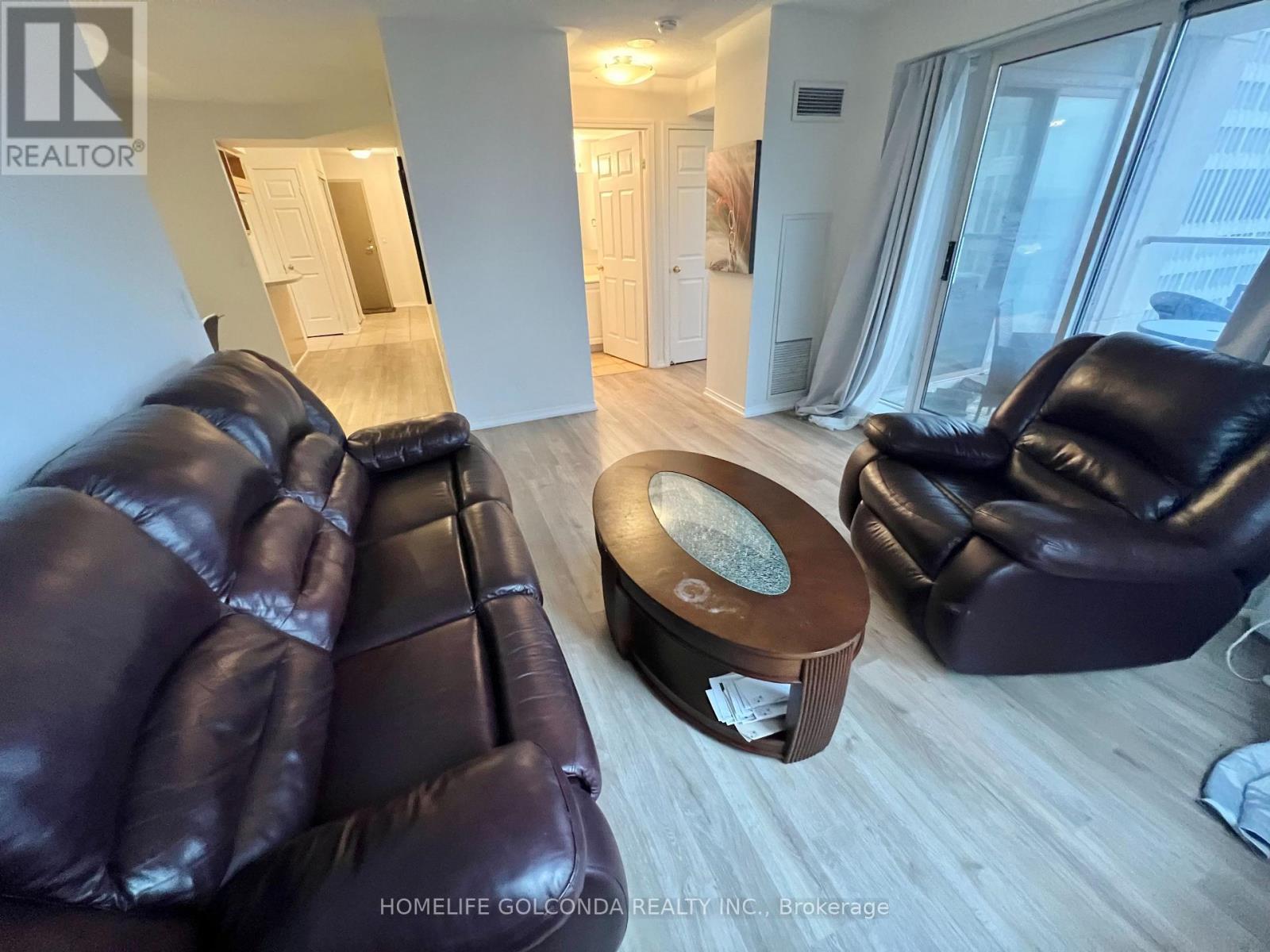 1701 - 909 Bay Street, Toronto, Ontario  M5S 3G2 - Photo 9 - C12599924