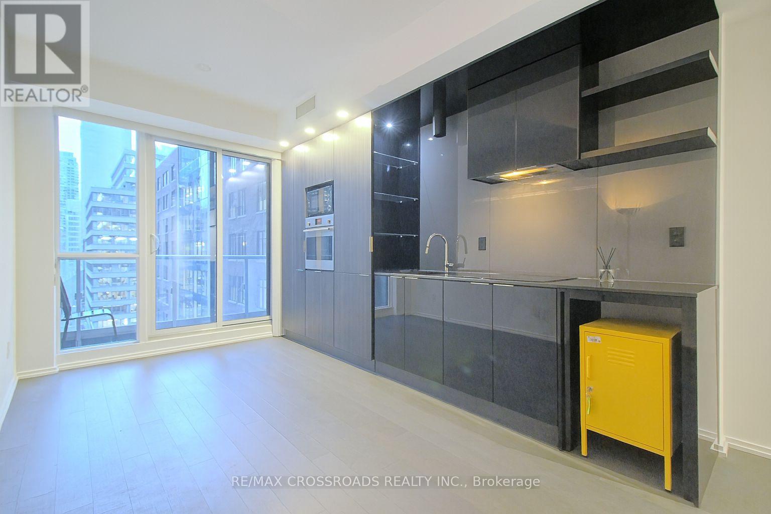 812 - 70 Temperance Street, Toronto, Ontario  M5H 0B1 - Photo 4 - C12599962