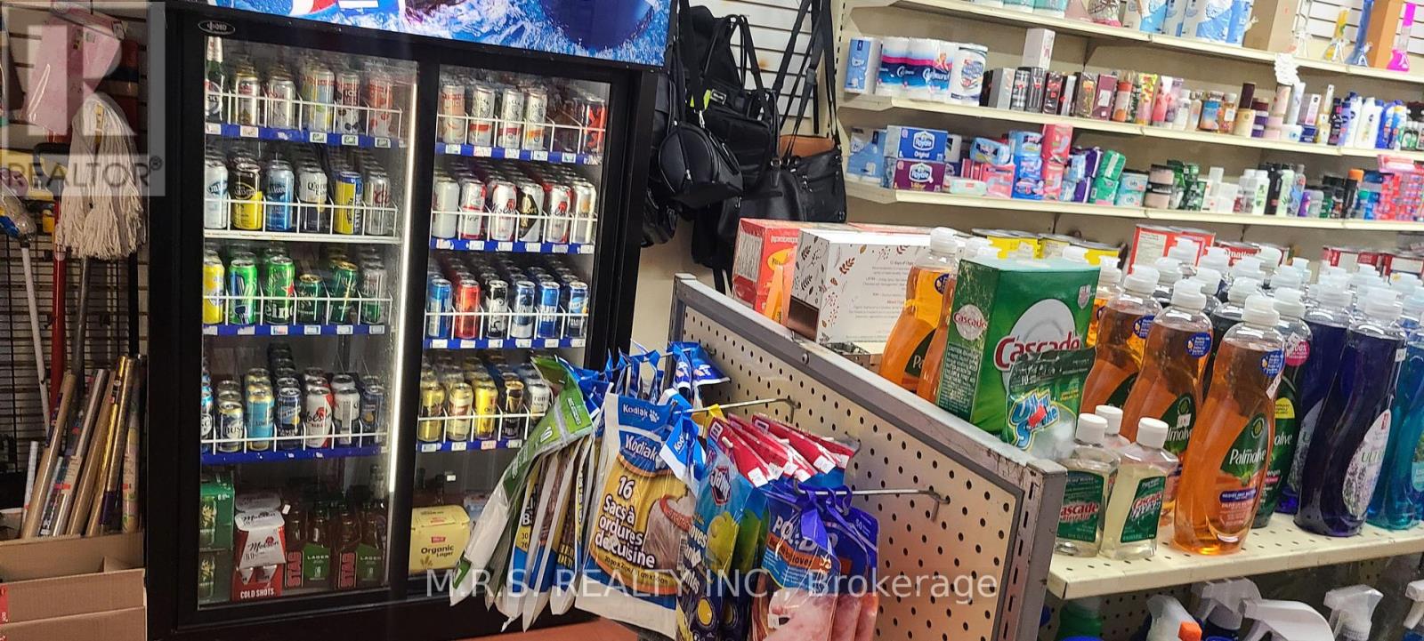 9 - 9625 Yonge Street, Richmond Hill, Ontario  L4C 5T2 - Photo 8 - N12599934