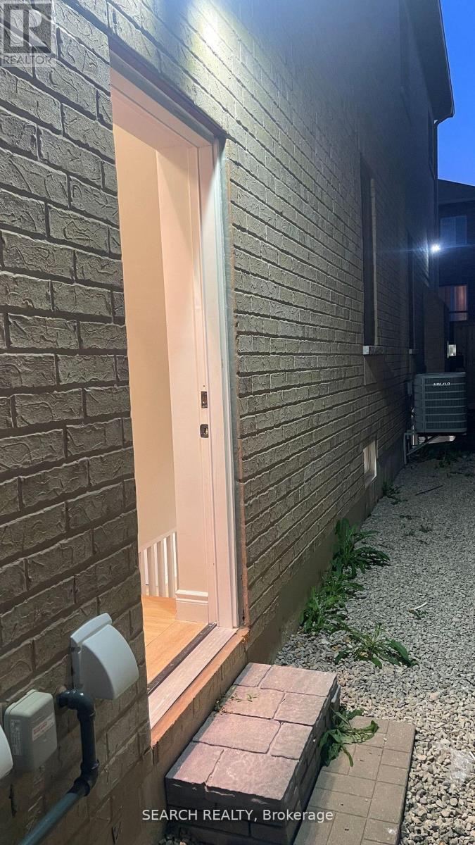 5560 ETHAN DRIVE, Mississauga, Ontario