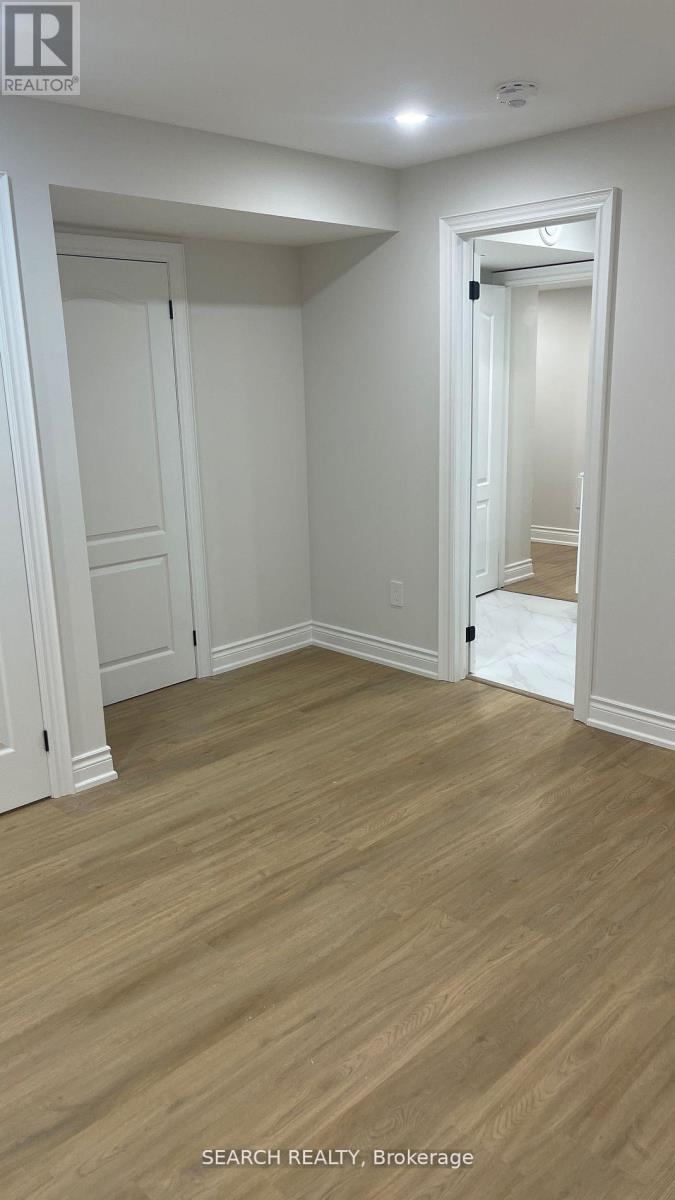 5560 Ethan Drive, Mississauga, Ontario  L5M 0N2 - Photo 10 - W12599916