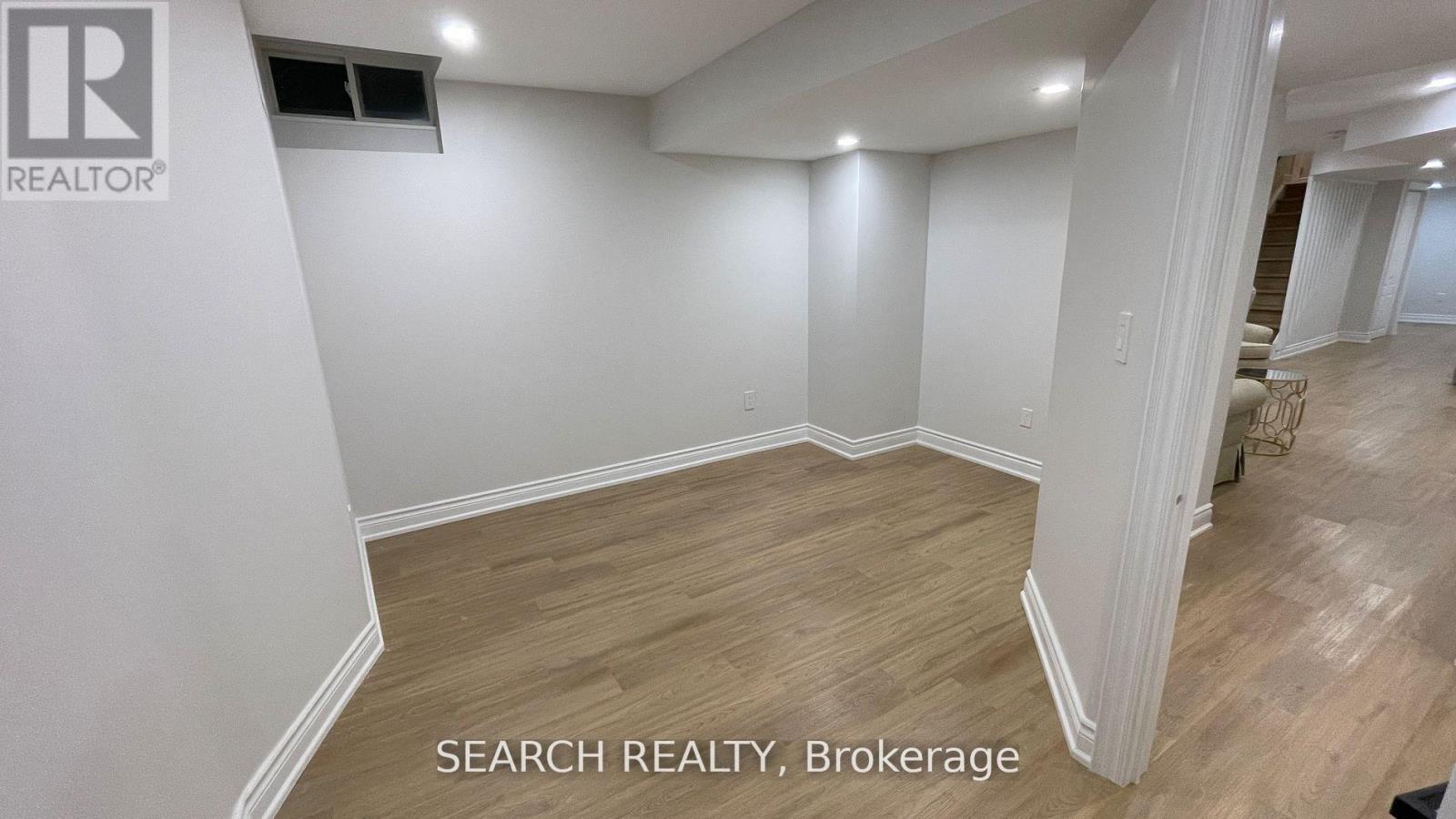 5560 Ethan Drive, Mississauga, Ontario  L5M 0N2 - Photo 8 - W12599916