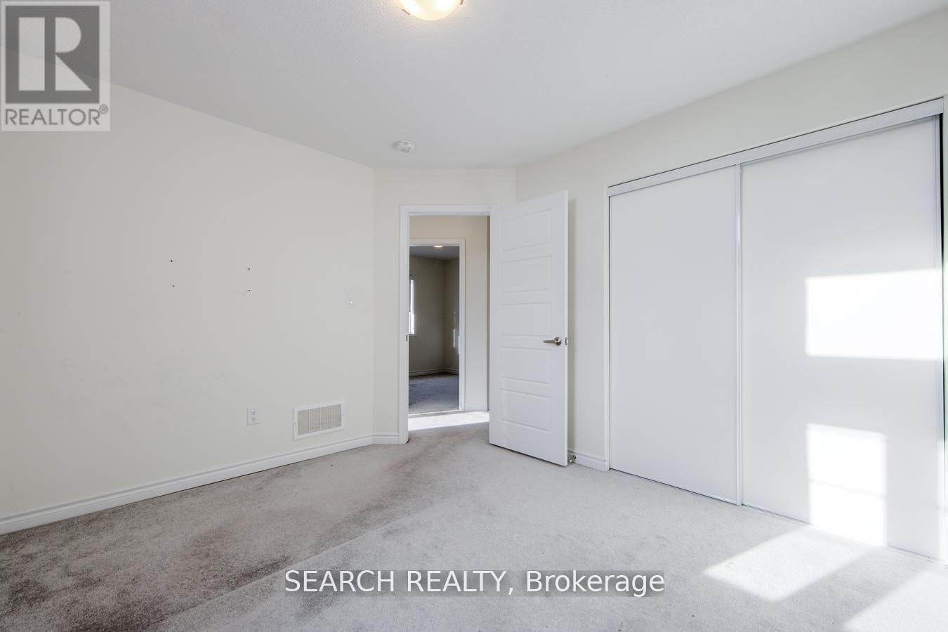 988 Cherry Court, Milton, Ontario  L9E 1P8 - Photo 27 - W12599936