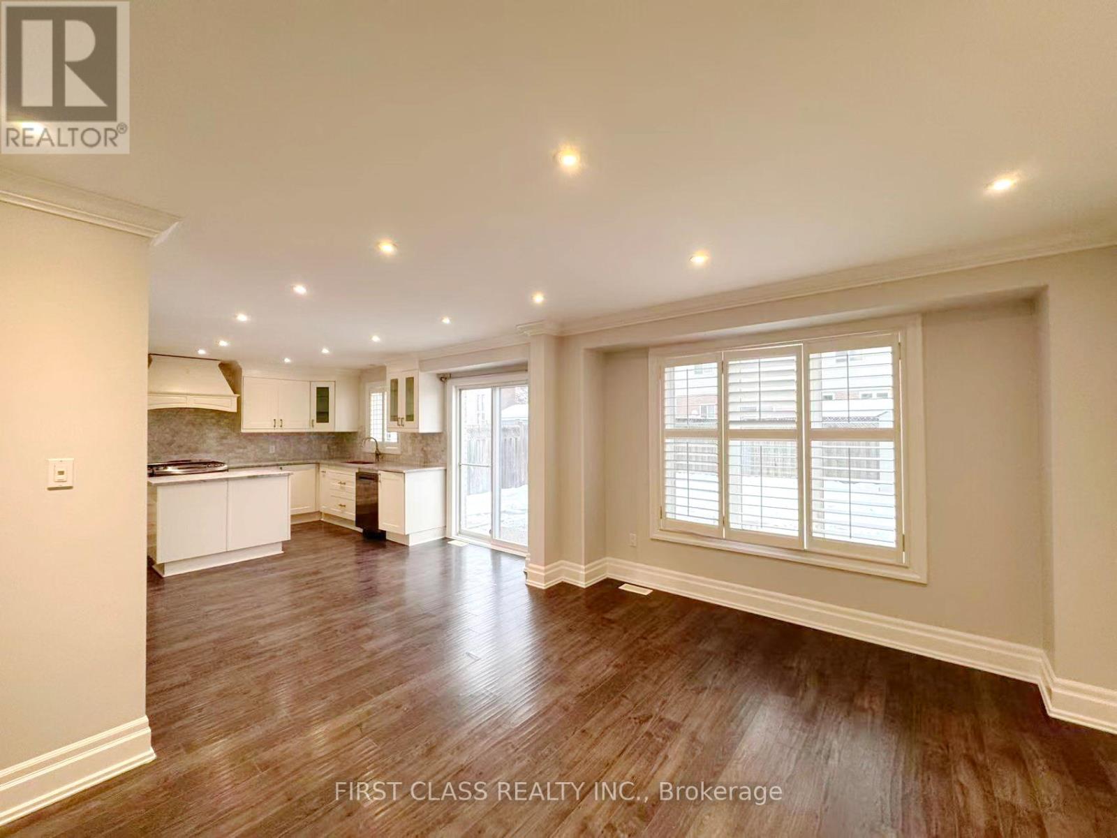 56 Moorland Crescent, Hamilton, Ontario  L9K 1N7 - Photo 11 - X12599968