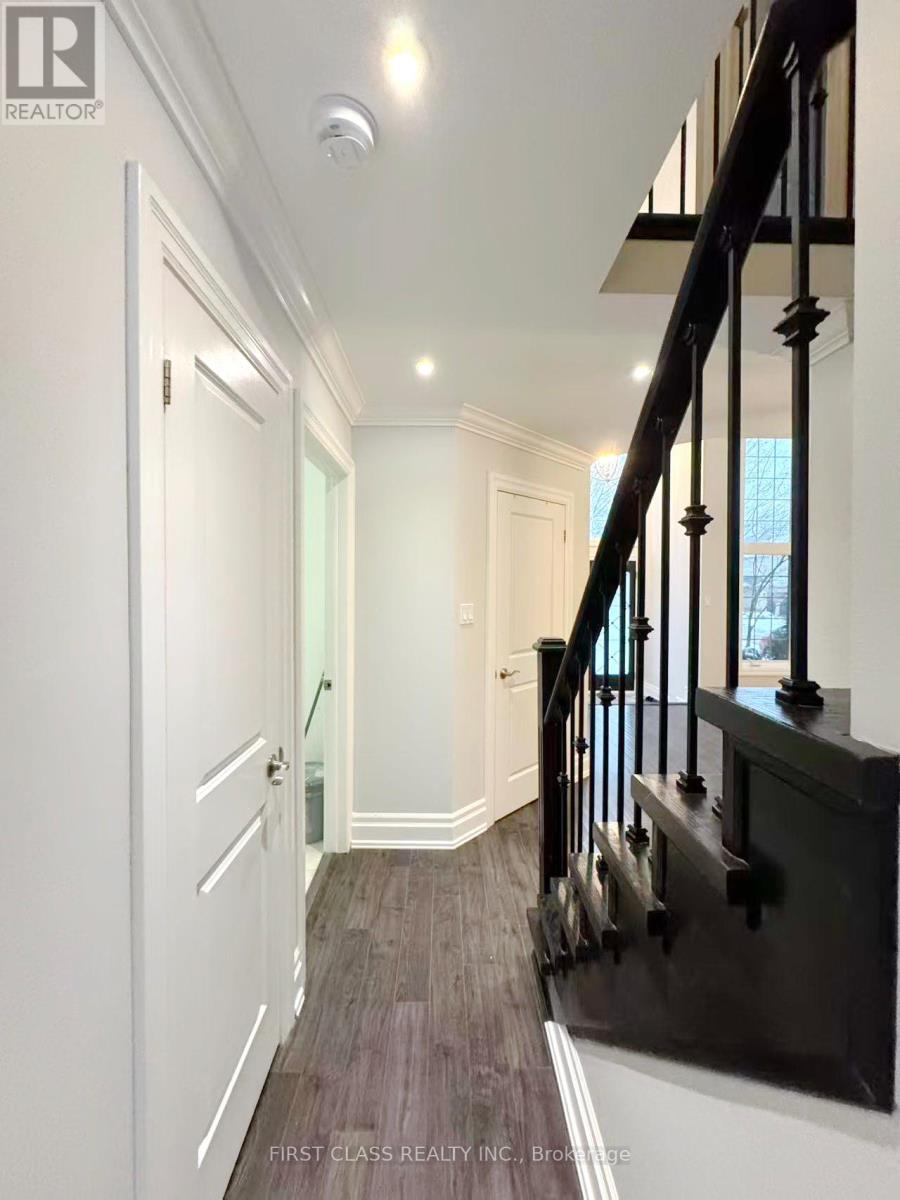 56 Moorland Crescent, Hamilton, Ontario  L9K 1N7 - Photo 15 - X12599968