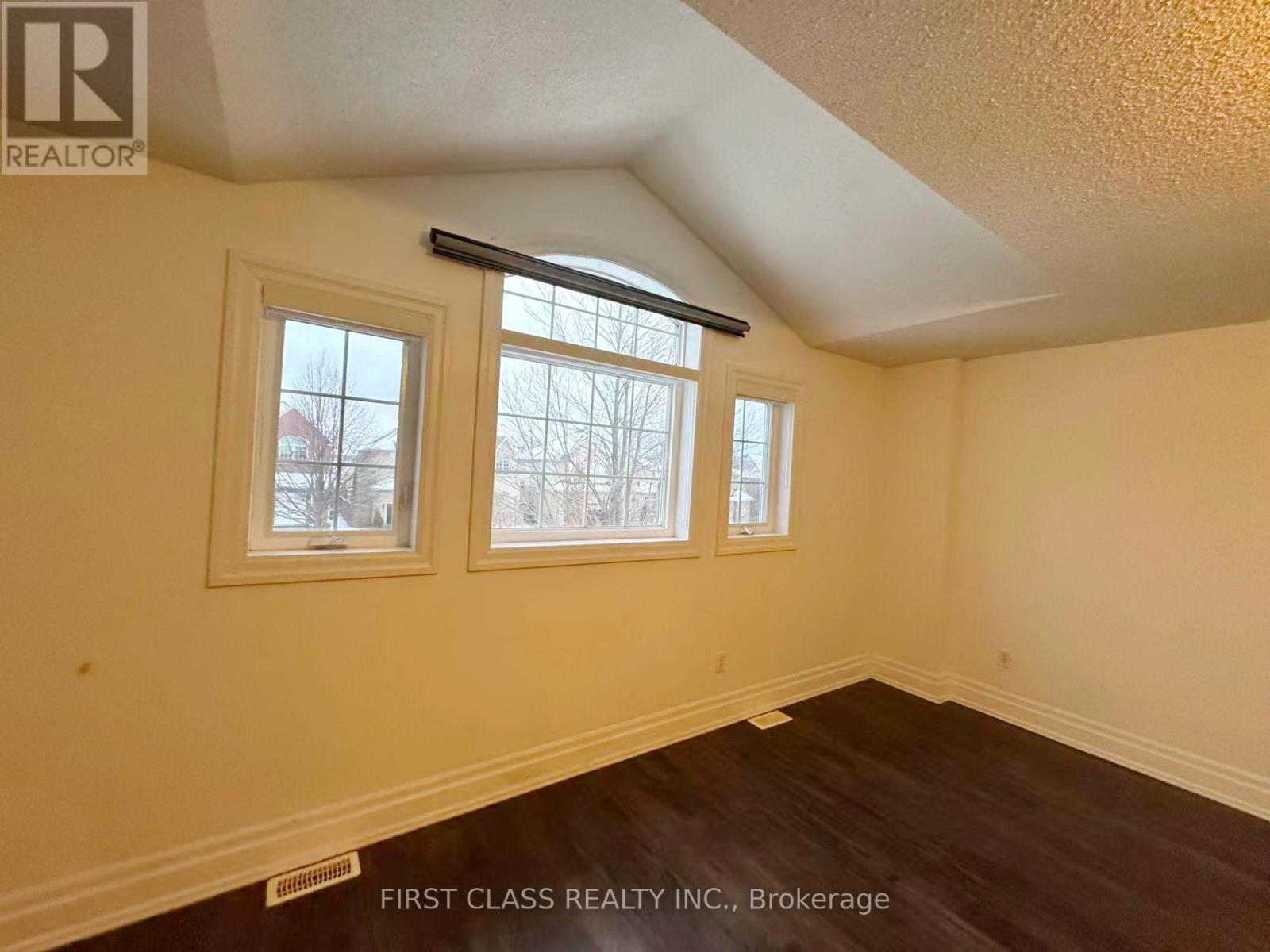 56 Moorland Crescent, Hamilton, Ontario  L9K 1N7 - Photo 32 - X12599968