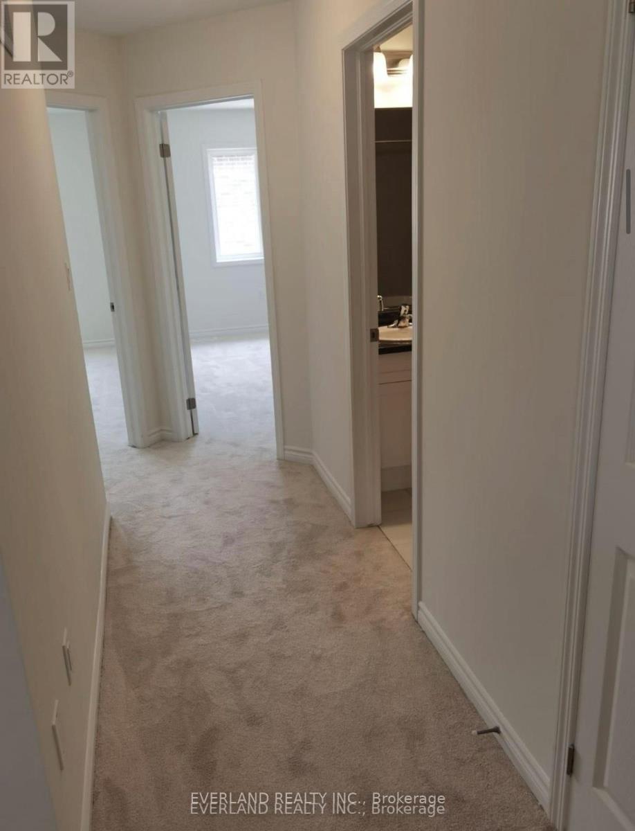 3305 Thunderbird Promenade, Pickering, Ontario  L1X 0N4 - Photo 12 - E12599894