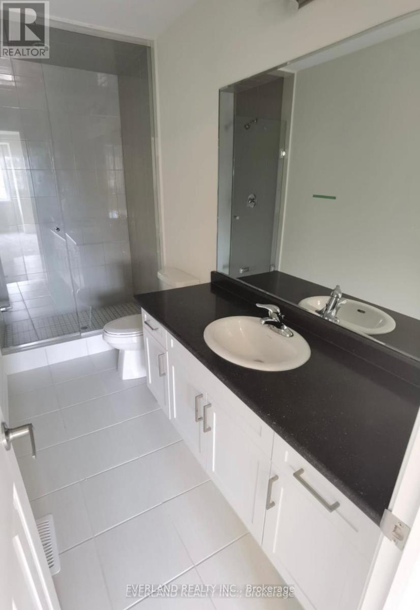 3305 Thunderbird Promenade, Pickering, Ontario  L1X 0N4 - Photo 9 - E12599894