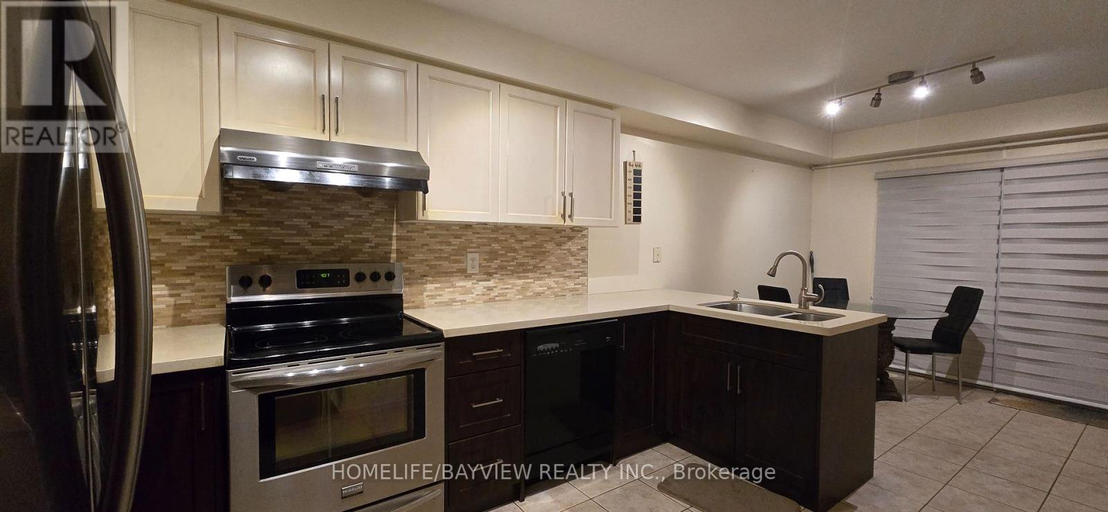 10 Lodgeway Drive, Vaughan, Ontario L6A 3S3 - Photo 31 - N12523146