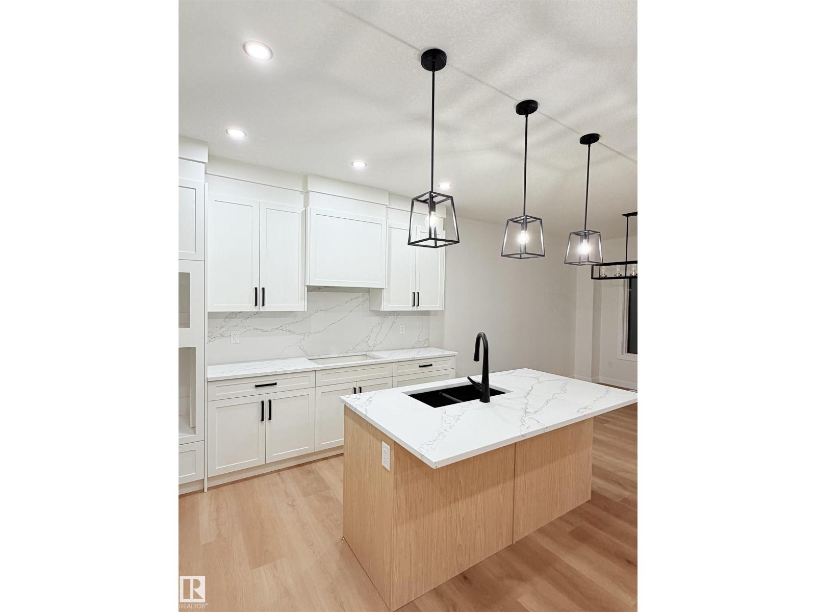 3156 Magpie Way Nw, Edmonton, Alberta  T5S 0K8 - Photo 7 - E4464715