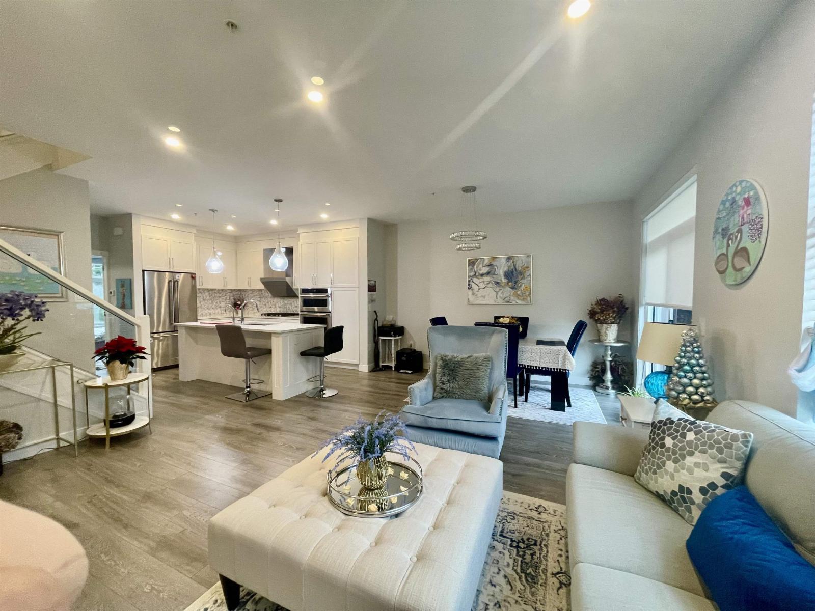 17 20261 72b Avenue, Langley, British Columbia  V2Y 3M8 - Photo 3 - R3072082