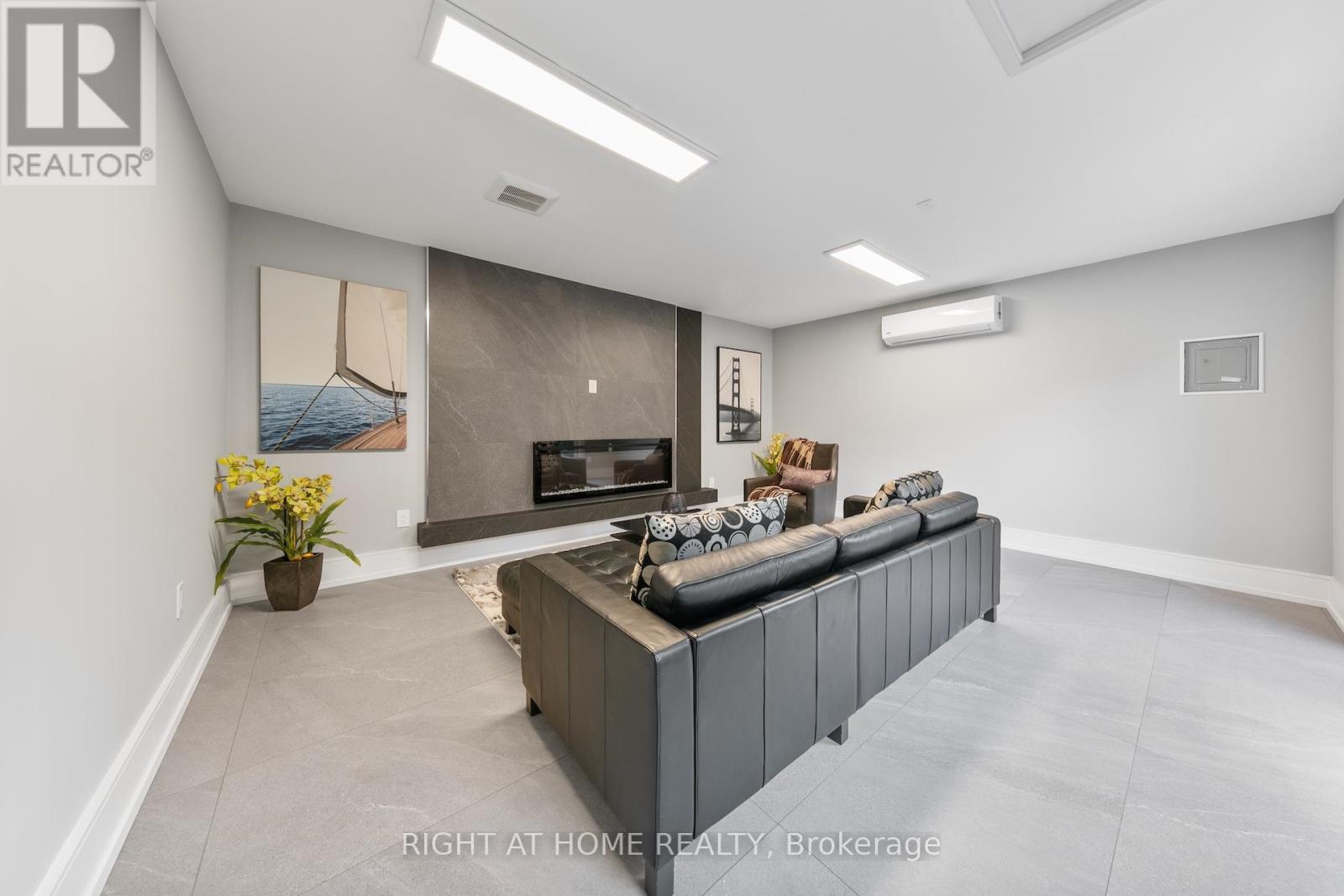 35 Woburn Avenue, Toronto, Ontario  M5M 1K5 - Photo 40 - C12507606