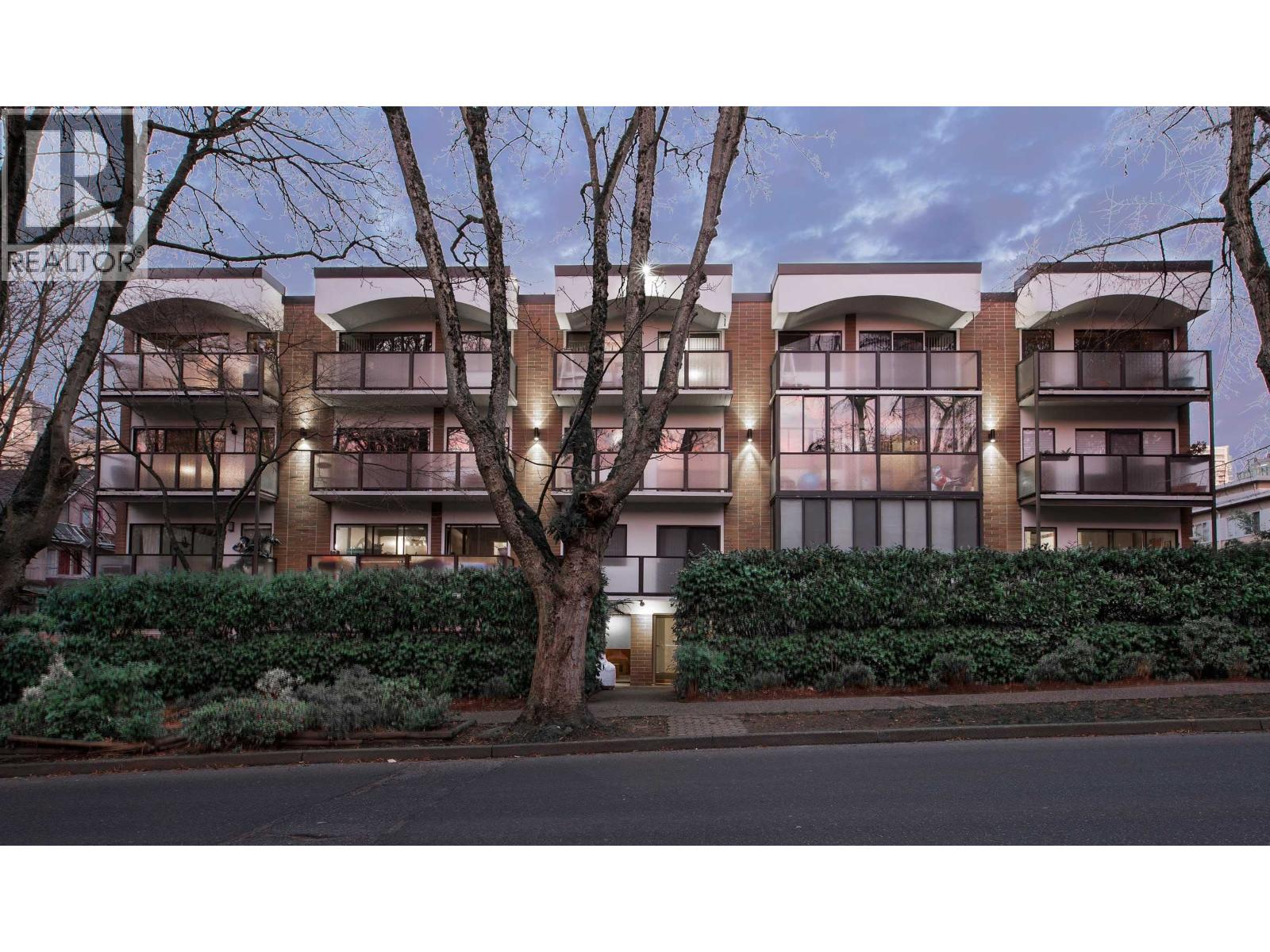 201 1535 Nelson Street, Vancouver, British Columbia  V6G 1M2 - Photo 4 - R3072016