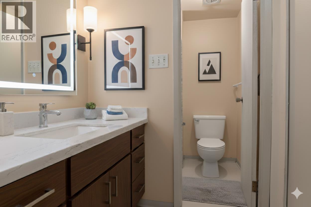 201 1535 Nelson Street, Vancouver, British Columbia  V6G 1M2 - Photo 25 - R3072016