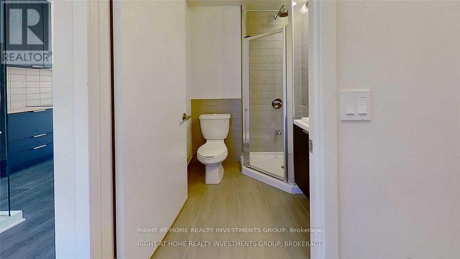 2201 - 6 Sonic Way, Toronto, Ontario  M3C 0P1 - Photo 9 - C12599976