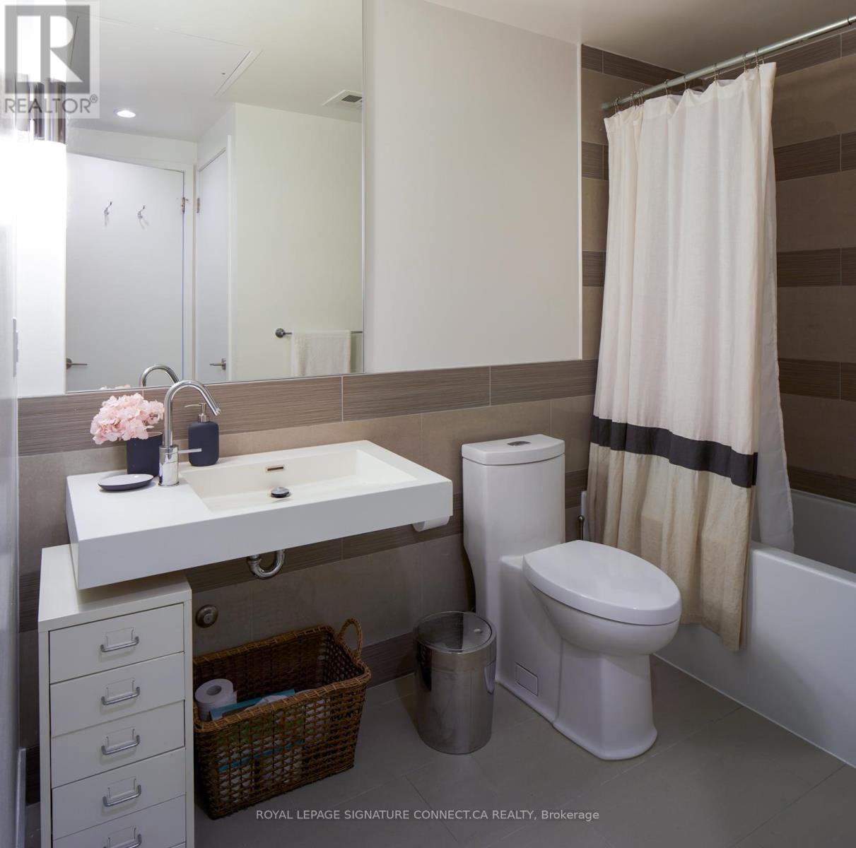 2104 - 390 Cherry Street, Toronto, Ontario  M5A 0E2 - Photo 9 - C12599978