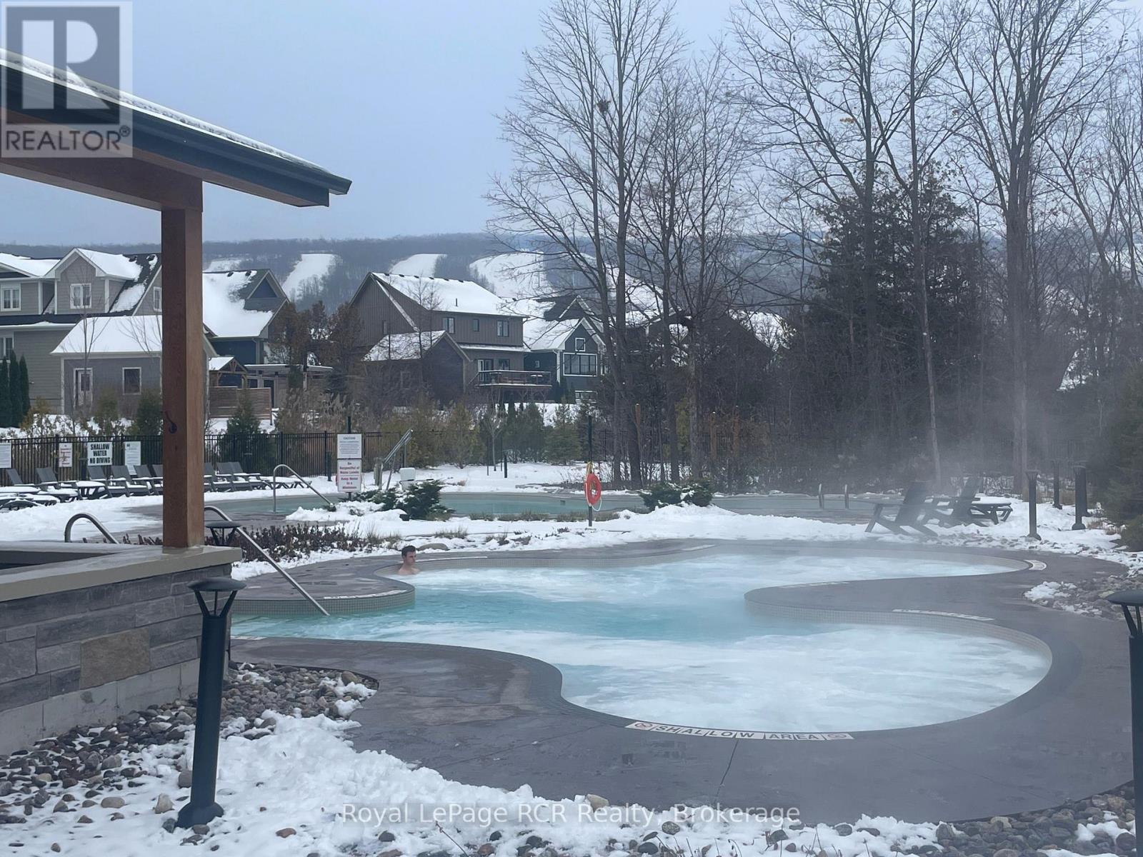 130 Courtland Street, Blue Mountains, Ontario  L9Y 5L8 - Photo 2 - X12485684