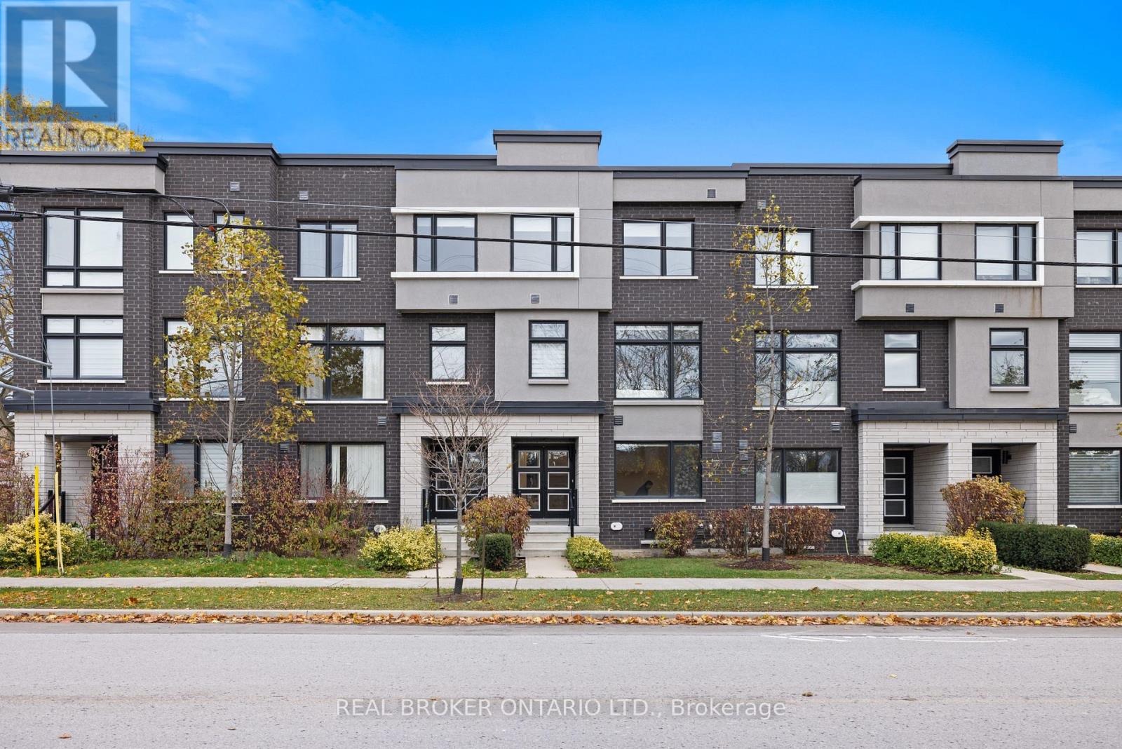 1308 GULL CROSSING, Pickering, Ontario