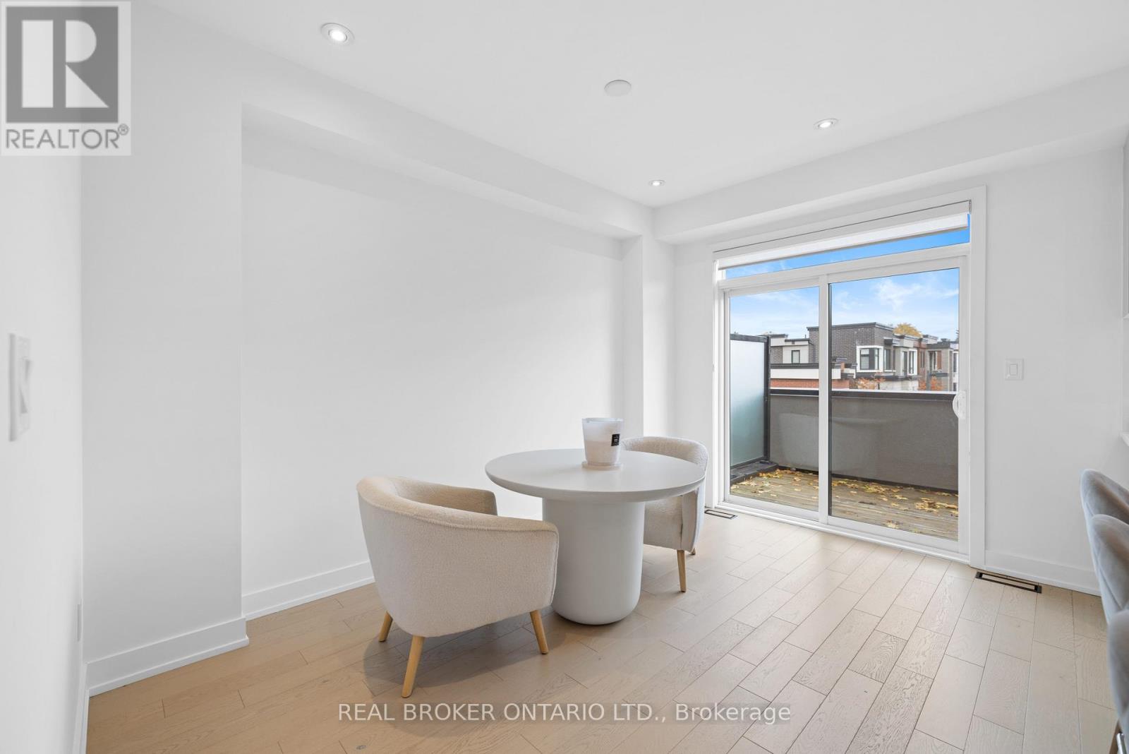 1308 Gull Crossing, Pickering, Ontario  L1W 0B7 - Photo 13 - E12599986