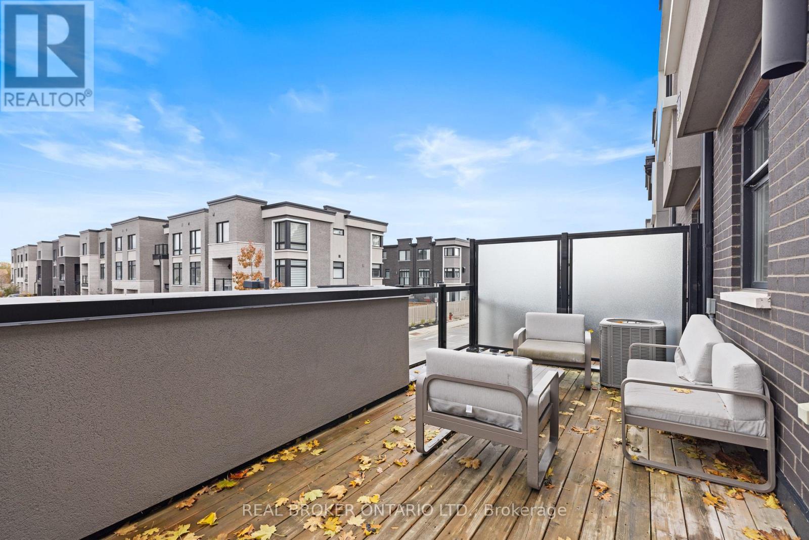 1308 Gull Crossing, Pickering, Ontario  L1W 0B7 - Photo 14 - E12599986