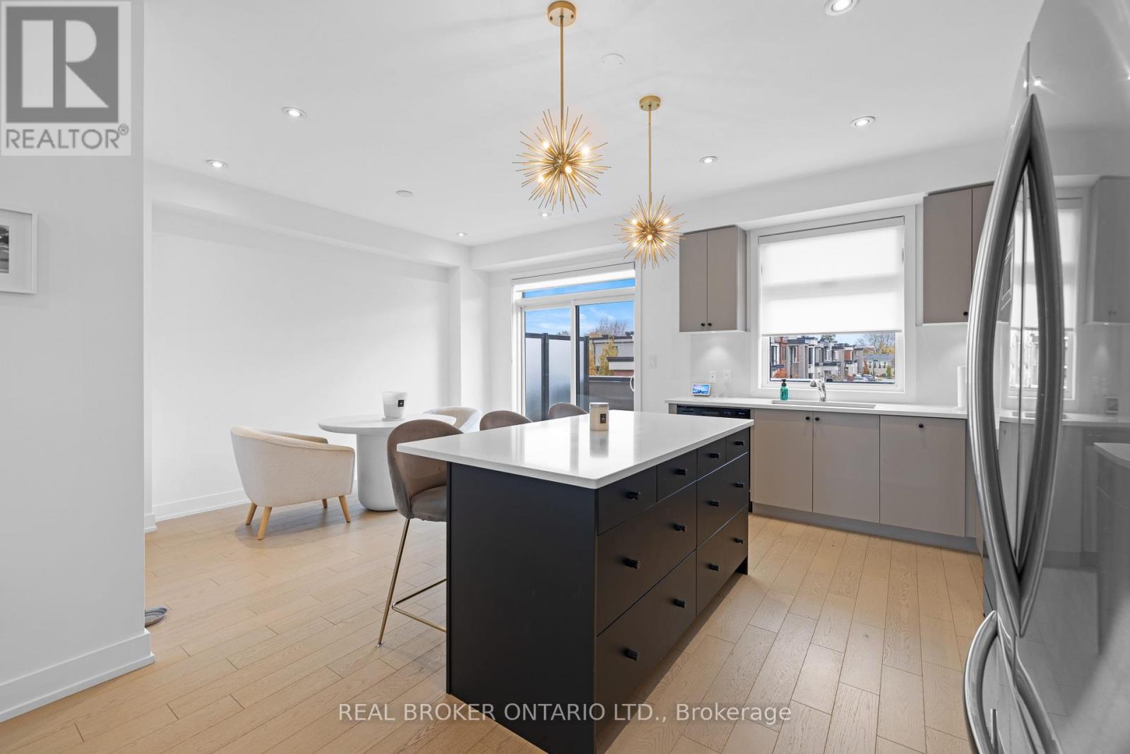 1308 Gull Crossing, Pickering, Ontario  L1W 0B7 - Photo 15 - E12599986