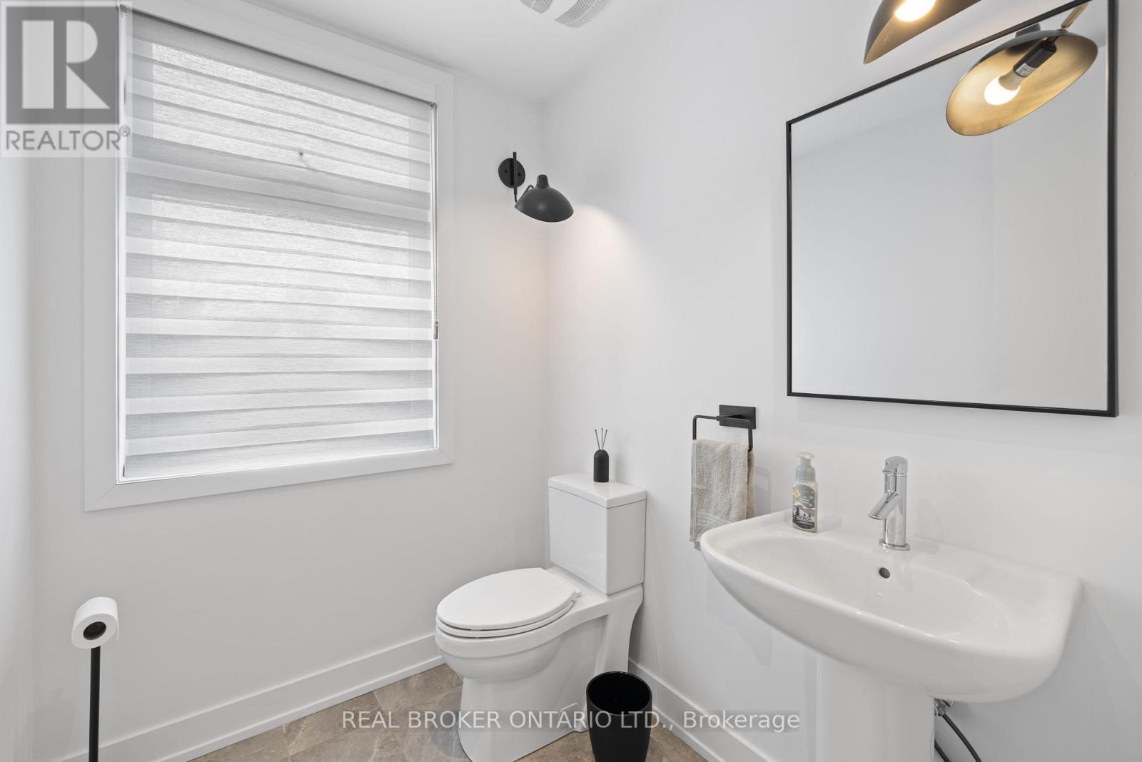 1308 Gull Crossing, Pickering, Ontario  L1W 0B7 - Photo 20 - E12599986