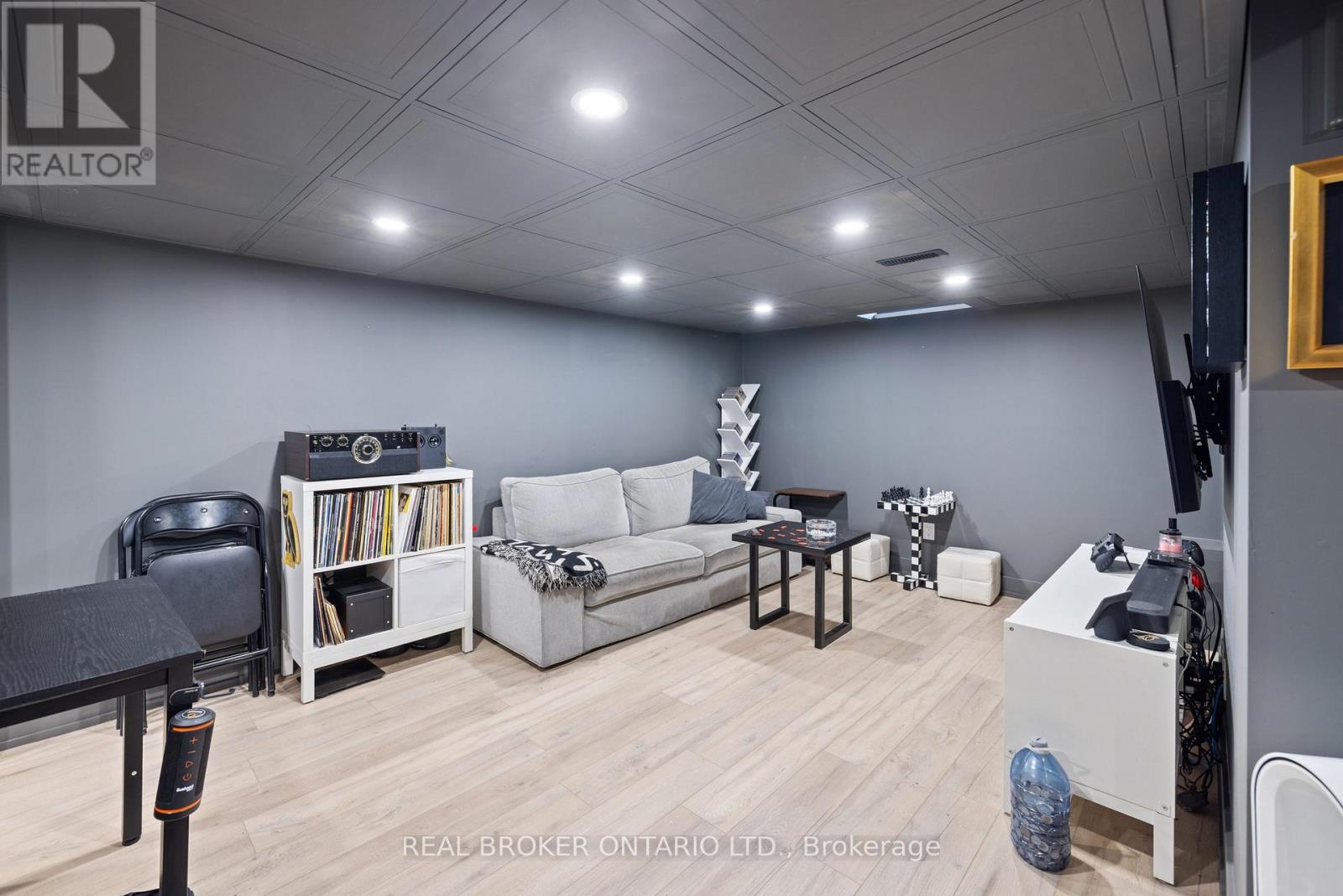 1308 Gull Crossing, Pickering, Ontario  L1W 0B7 - Photo 28 - E12599986