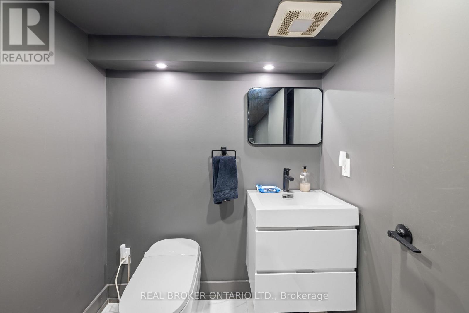 1308 Gull Crossing, Pickering, Ontario  L1W 0B7 - Photo 30 - E12599986