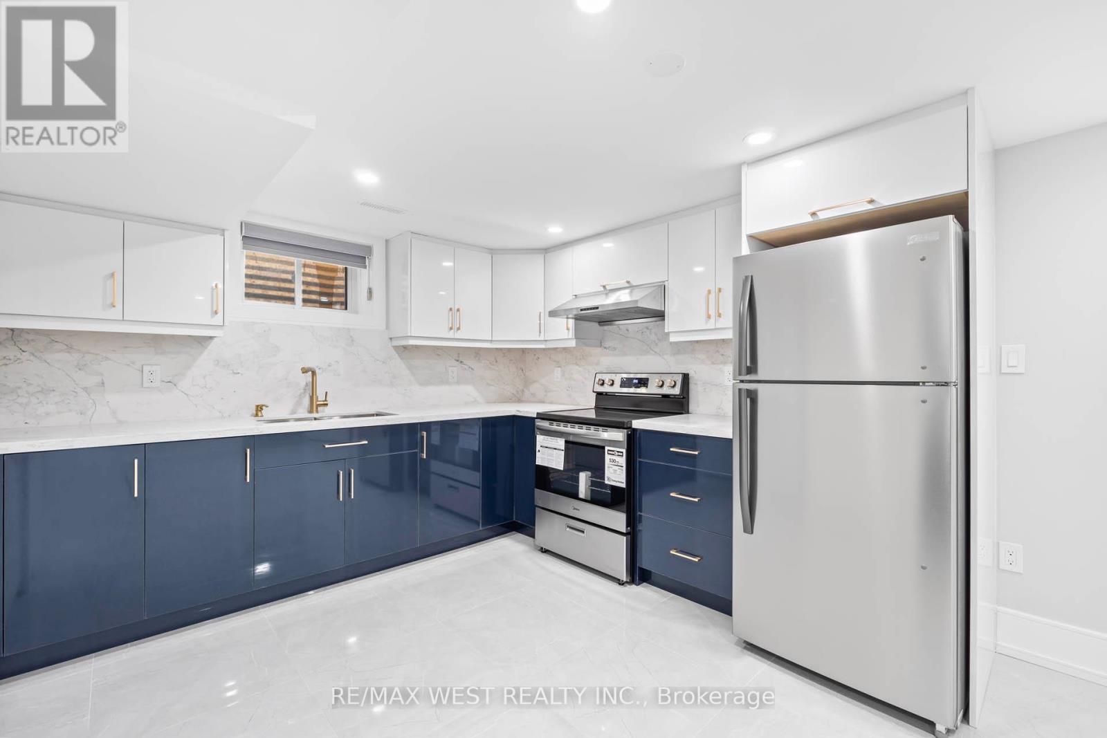 A - 38 LARCHMERE AVENUE, Toronto, Ontario