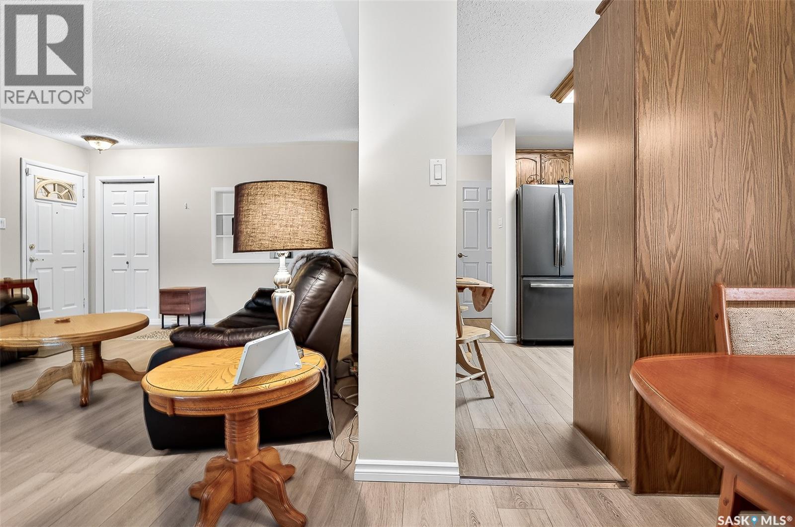 1230 Grace Street, Moose Jaw, Saskatchewan  S6H 3C7 - Photo 9 - SK020154