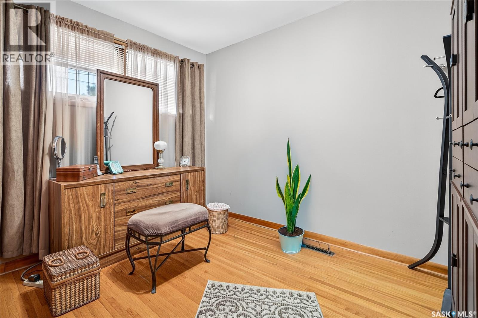 1230 Grace Street, Moose Jaw, Saskatchewan  S6H 3C7 - Photo 22 - SK020154