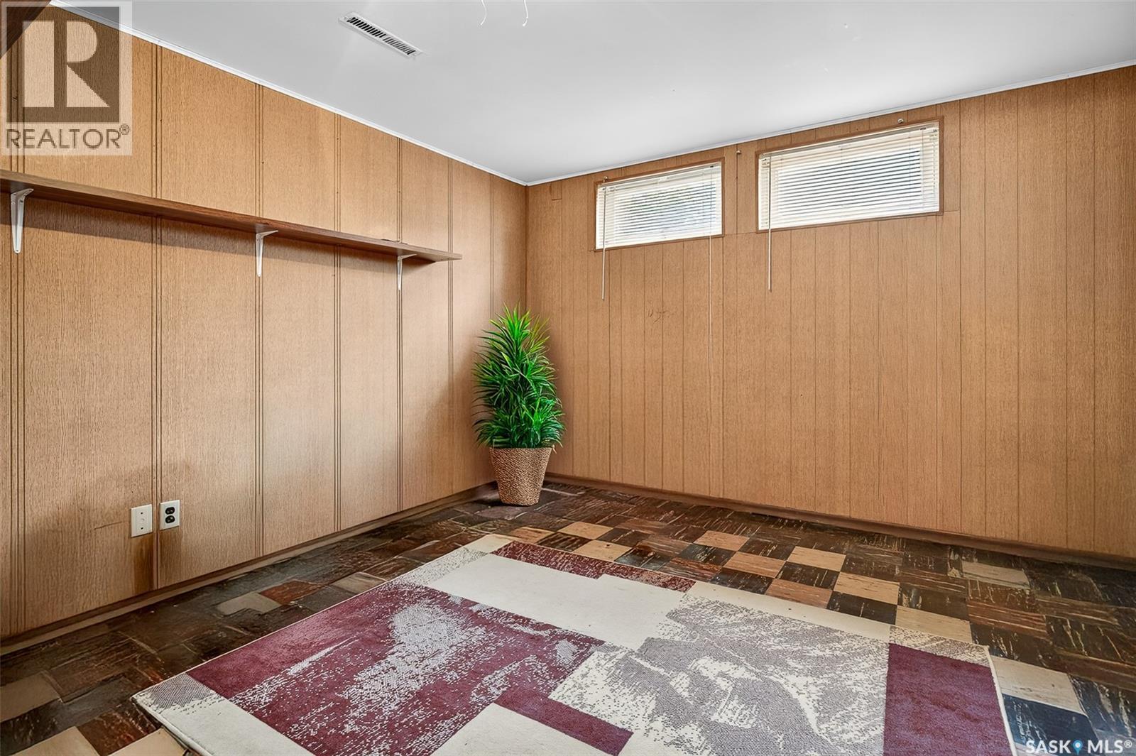 1230 Grace Street, Moose Jaw, Saskatchewan  S6H 3C7 - Photo 32 - SK020154