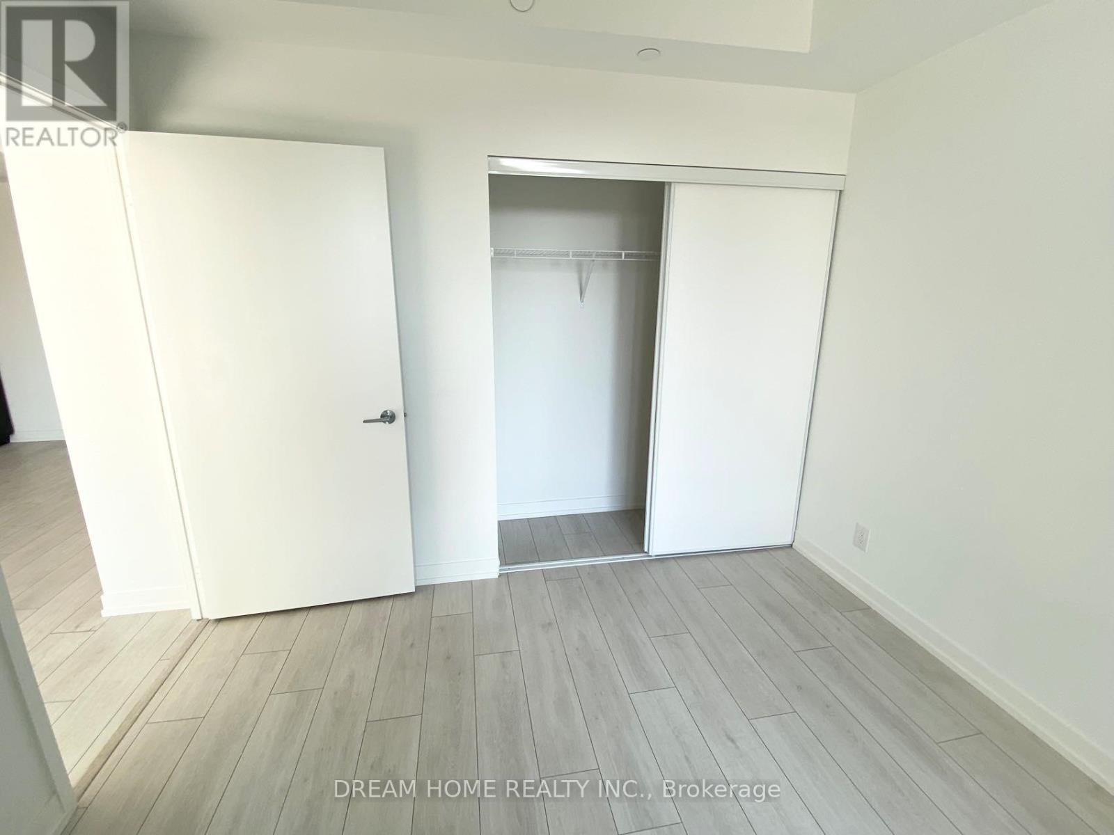 314 - 270 Dufferin Street, Toronto, Ontario  M6K 0H8 - Photo 8 - W12599984