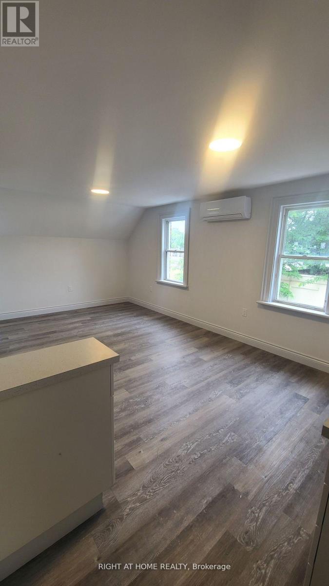 2nd Floor - 639 Ontario Street, Stratford, Ontario  N5A 3J6 - Photo 2 - X12599970