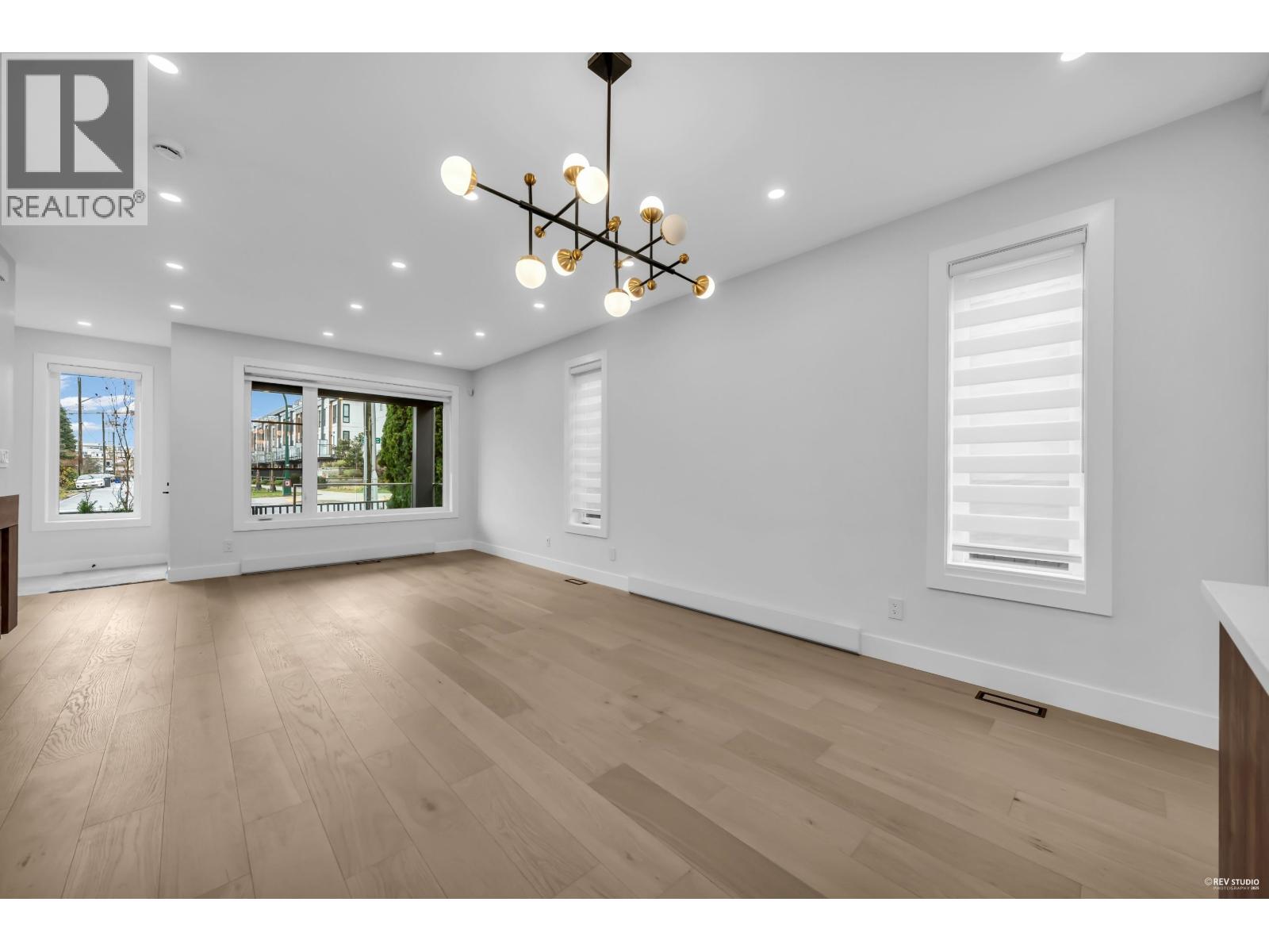 103 706 Smith Avenue, Coquitlam, British Columbia  V3J 2W7 - Photo 11 - R3071788