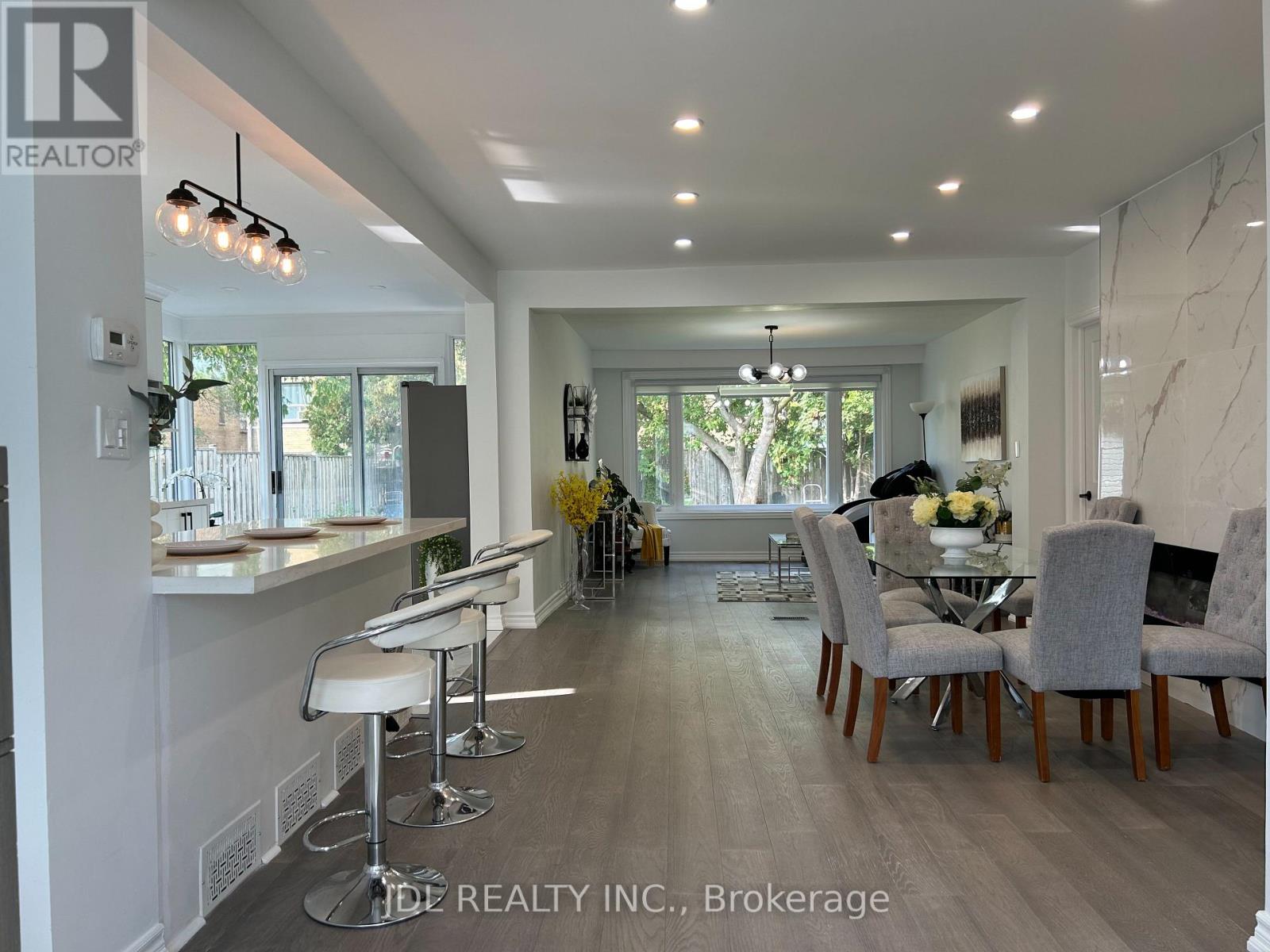 18 Cadillac Ave Avenue, Toronto, Ontario M3H 1R9 - Photo 10 - C12599988